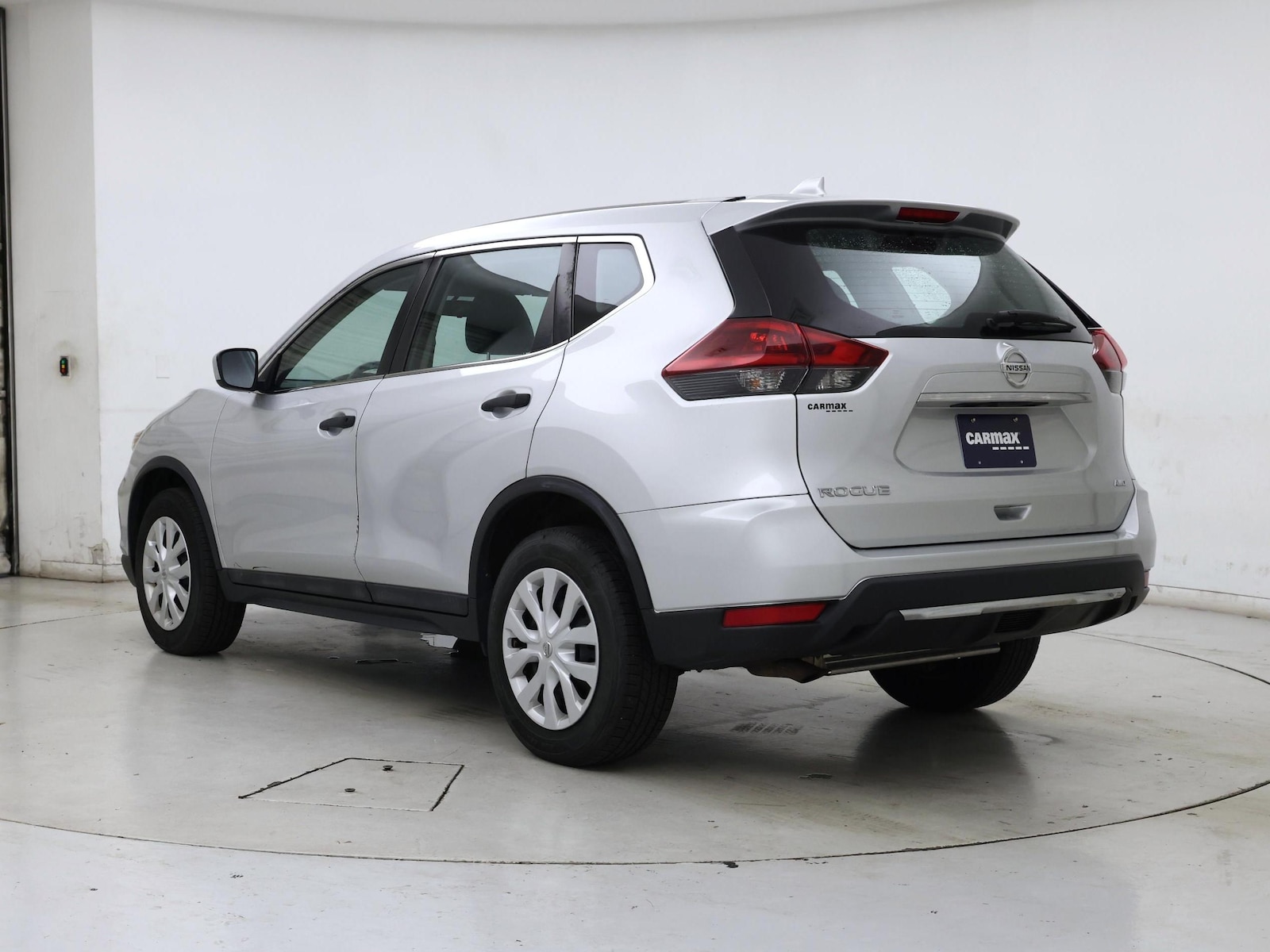 2018 Nissan Rogue S - Photo 3