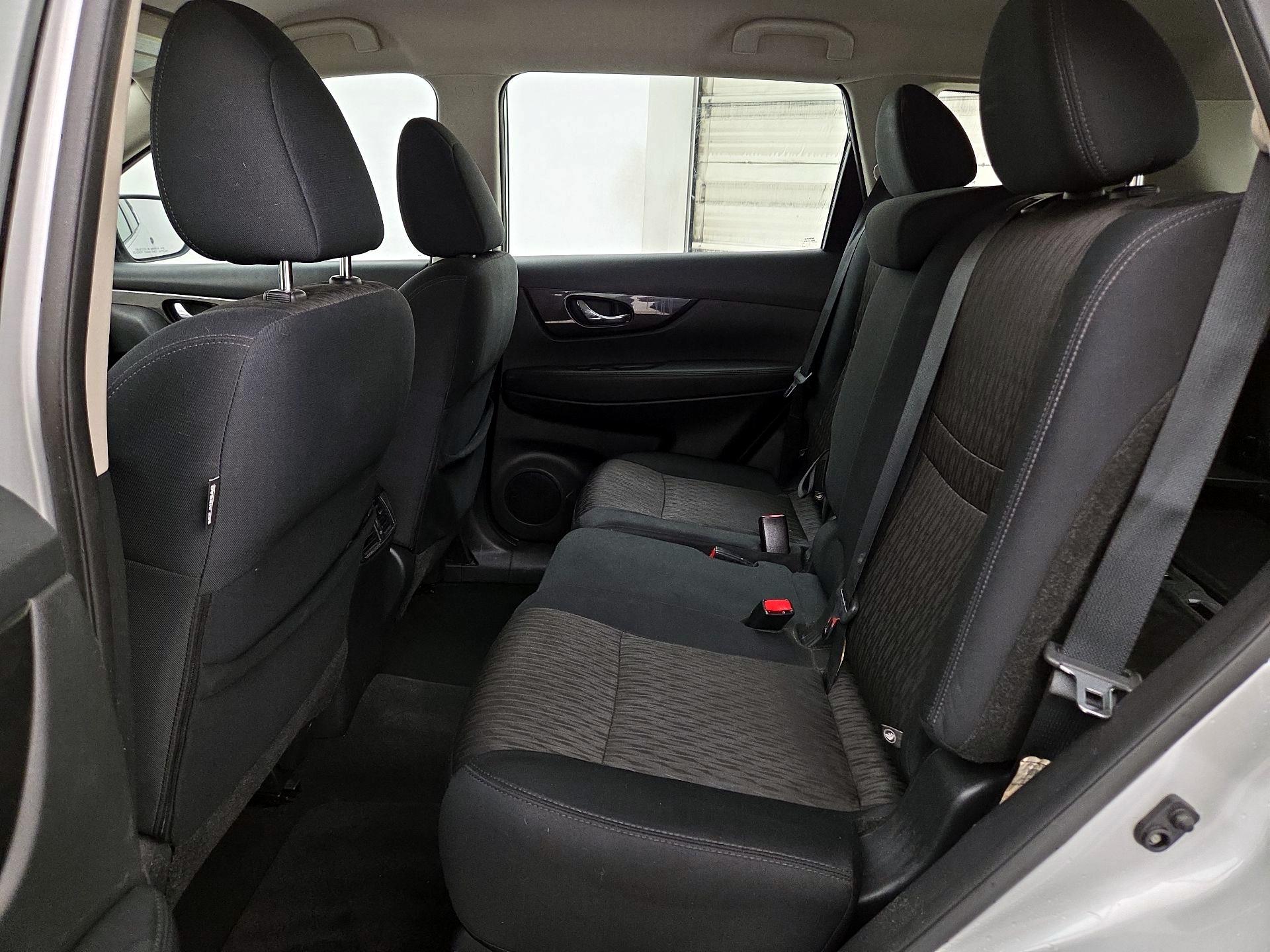 Thumbnail: 2018 Nissan Rogue - 19