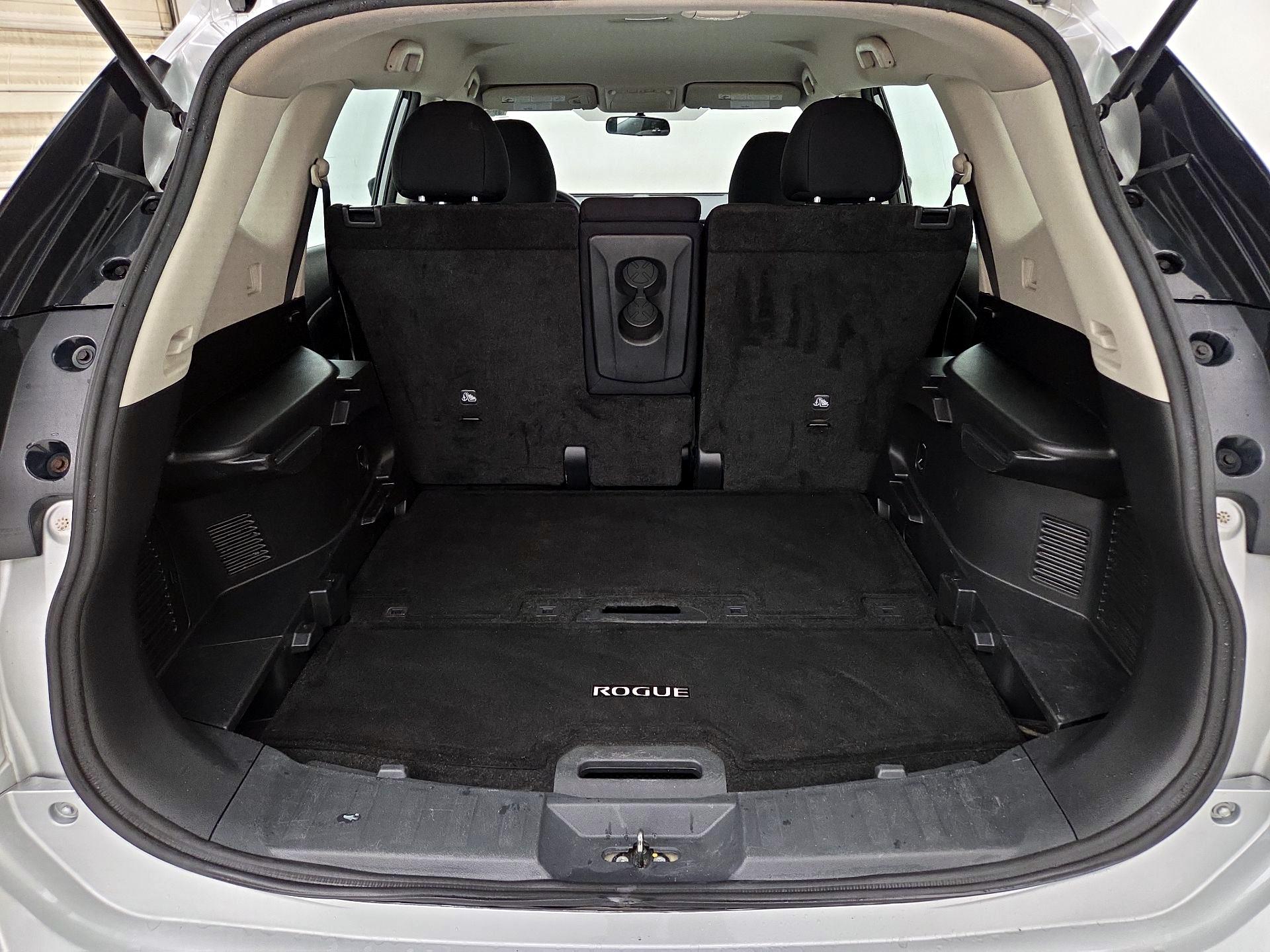 Thumbnail: 2018 Nissan Rogue - 20