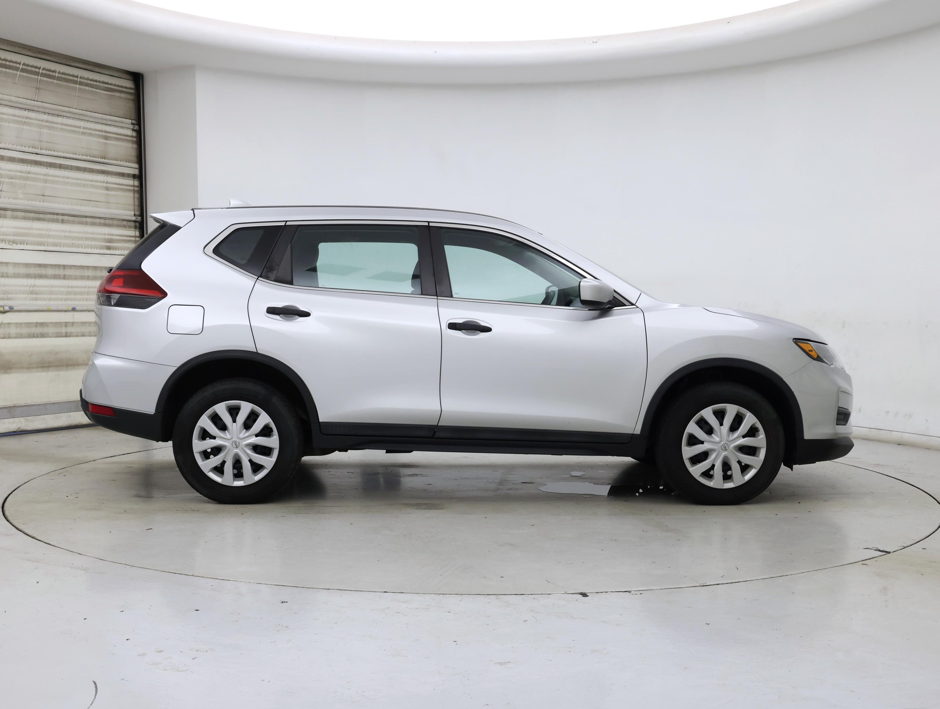 Thumbnail: 2018 Nissan Rogue - 7