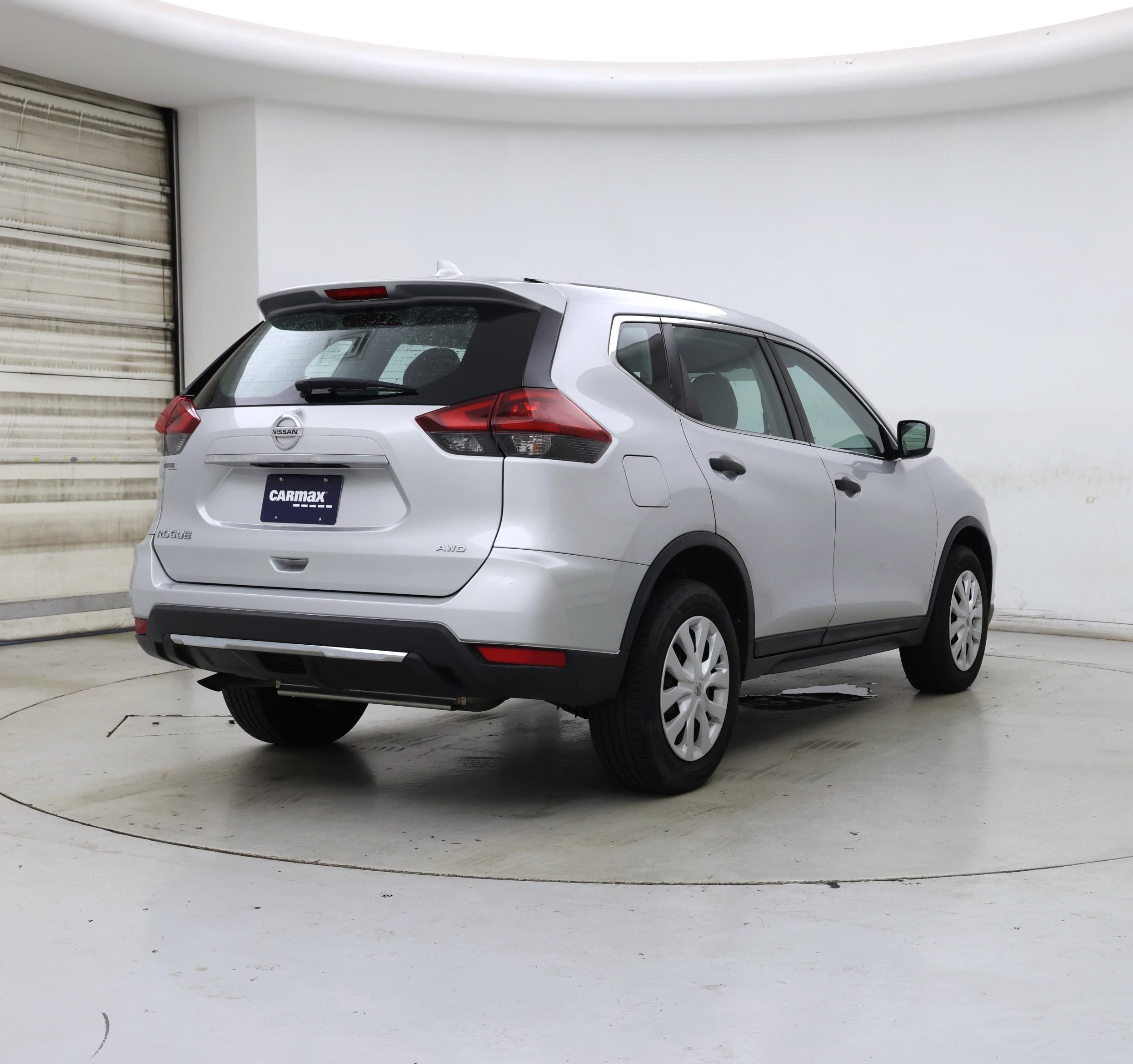 Thumbnail: 2018 Nissan Rogue - 8