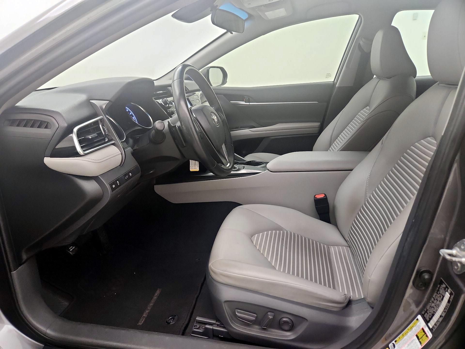 Thumbnail: 2018 Toyota Camry - 11