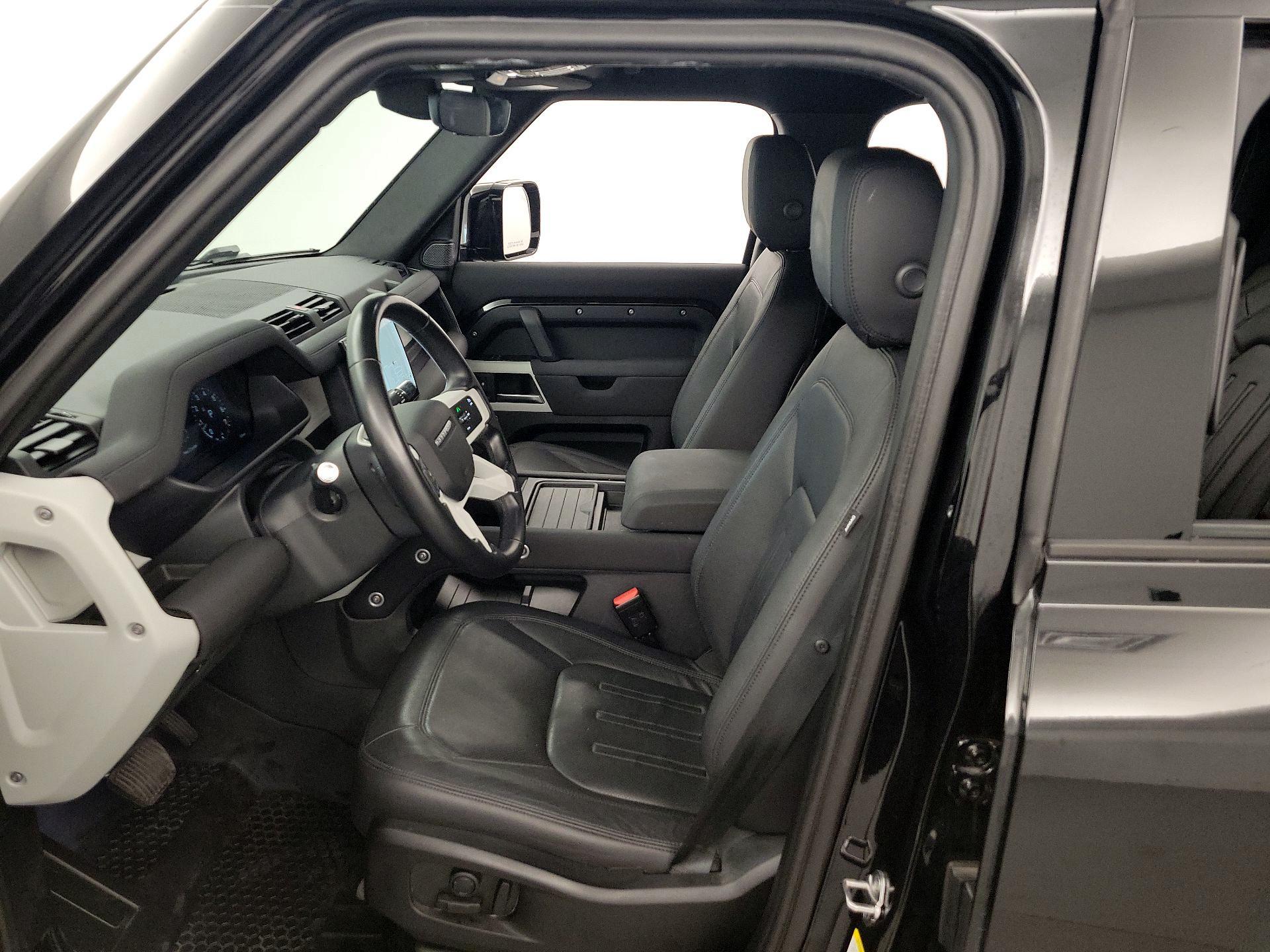 Thumbnail: 2022 Land Rover Defender - 11