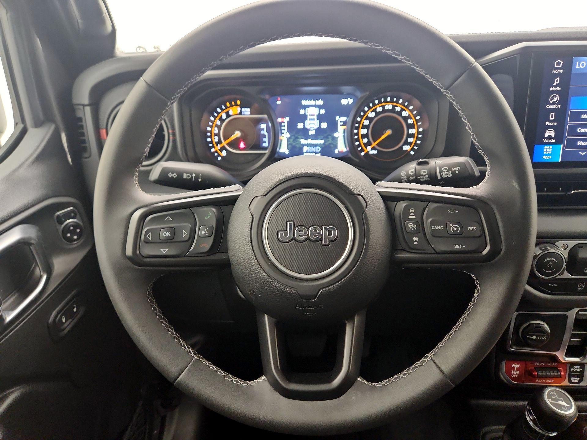 Thumbnail: 2025 Jeep Wrangler - 10