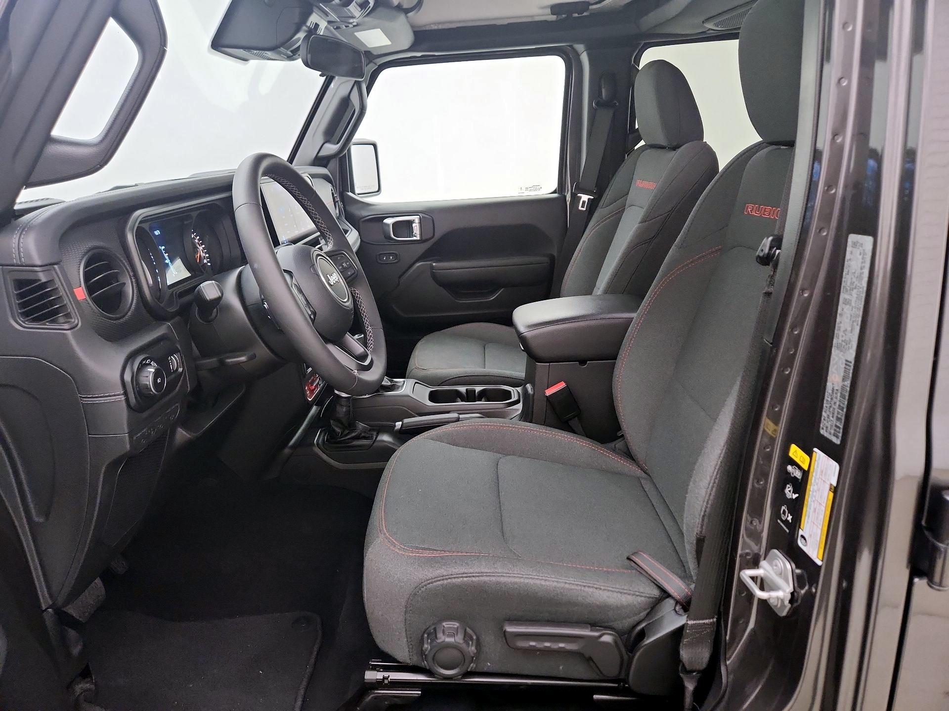 Thumbnail: 2025 Jeep Wrangler - 11