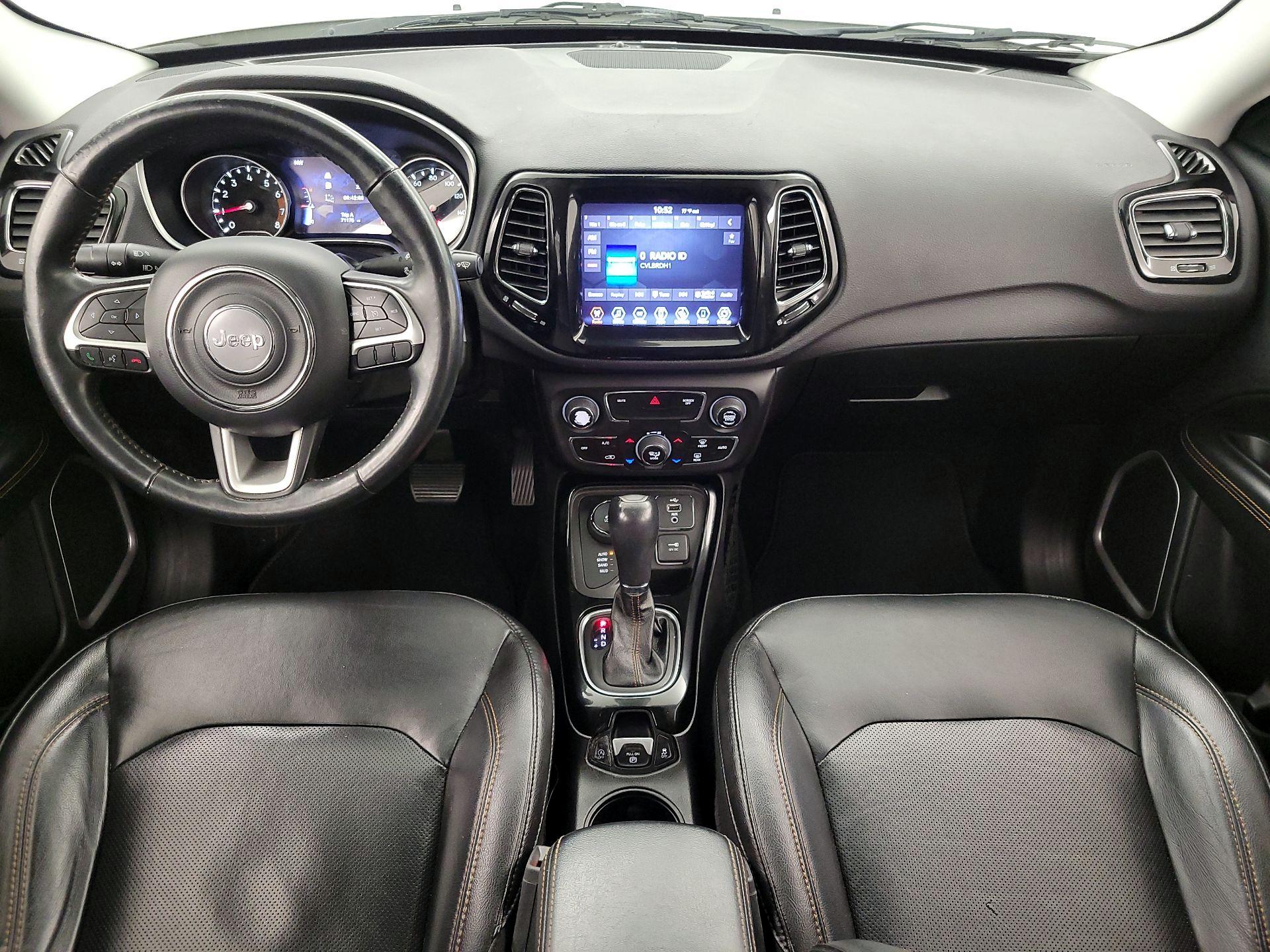 Thumbnail: 2018 Jeep Compass - 9