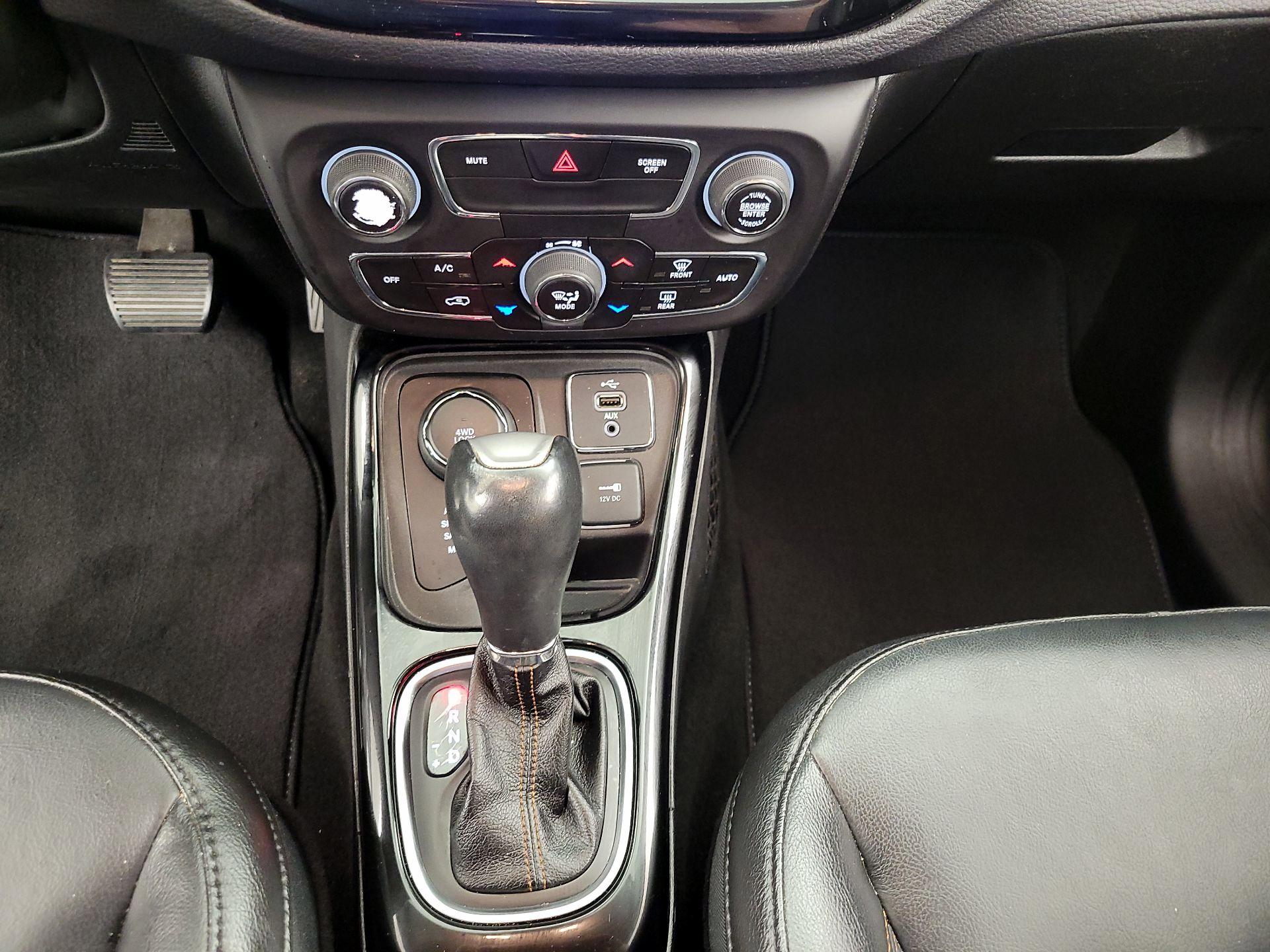 Thumbnail: 2018 Jeep Compass - 17