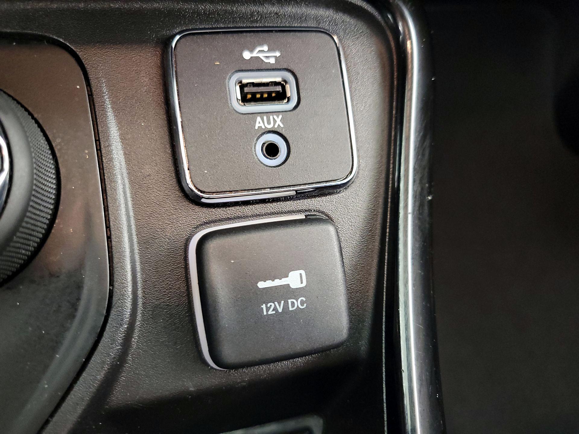 Thumbnail: 2018 Jeep Compass - 18