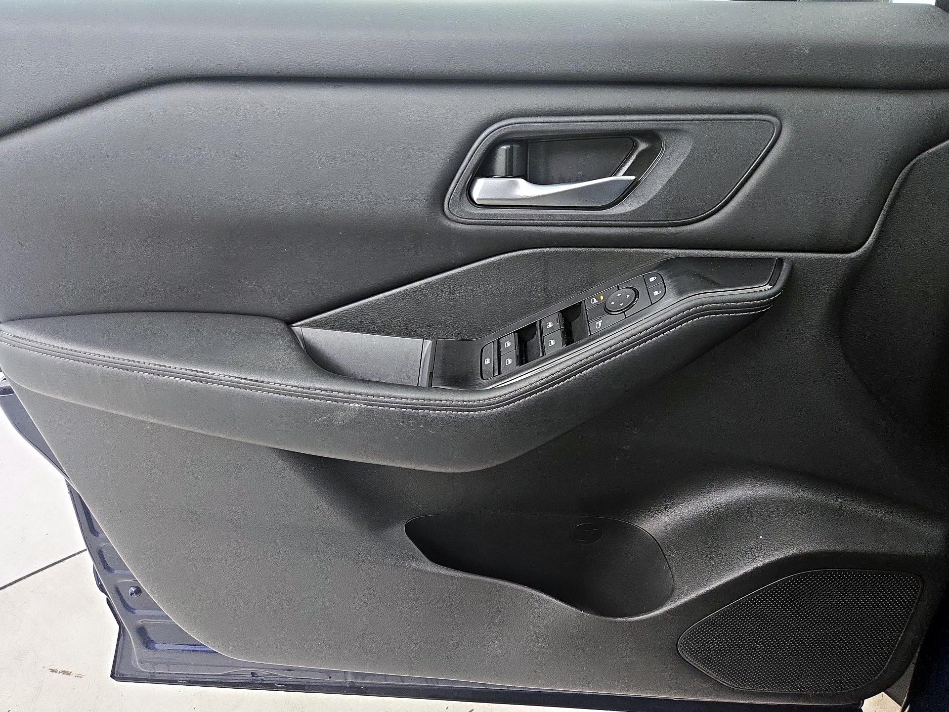 Thumbnail: 2024 Nissan Rogue - 12