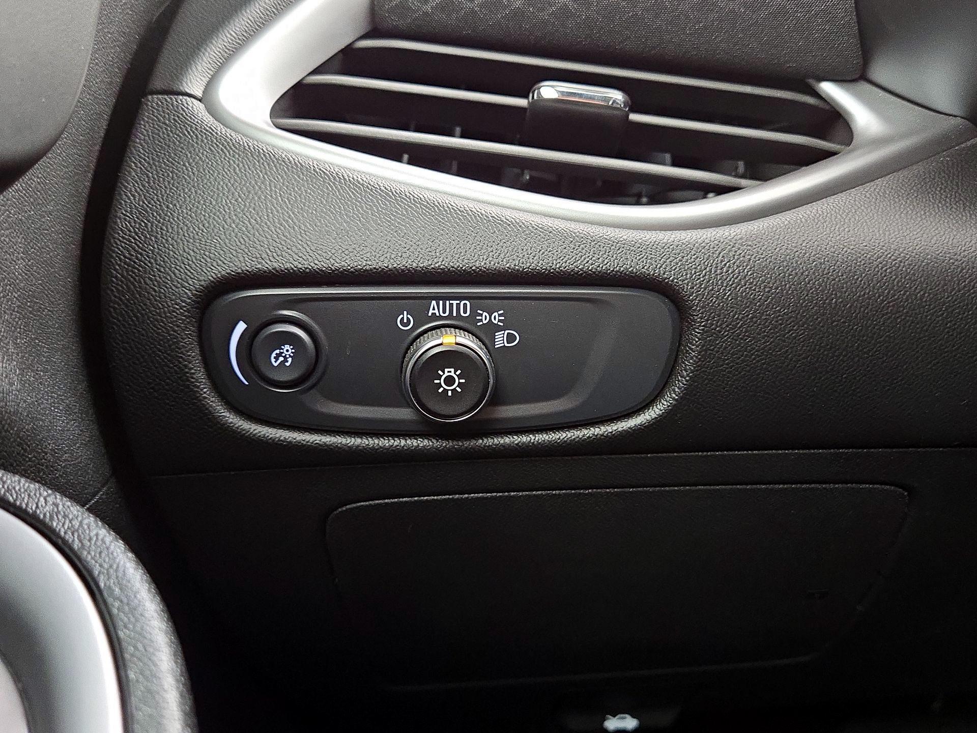 Thumbnail: 2024 Chevrolet Malibu - 13