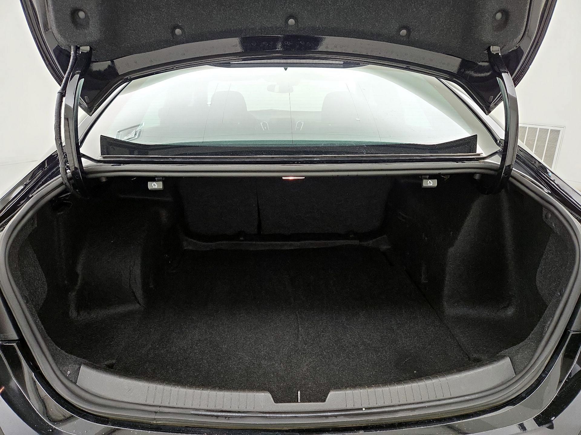 Thumbnail: 2024 Chevrolet Malibu - 20