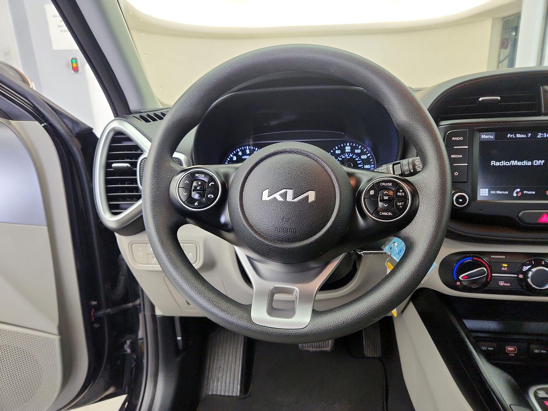 Thumbnail: 2022 Kia Soul - 10