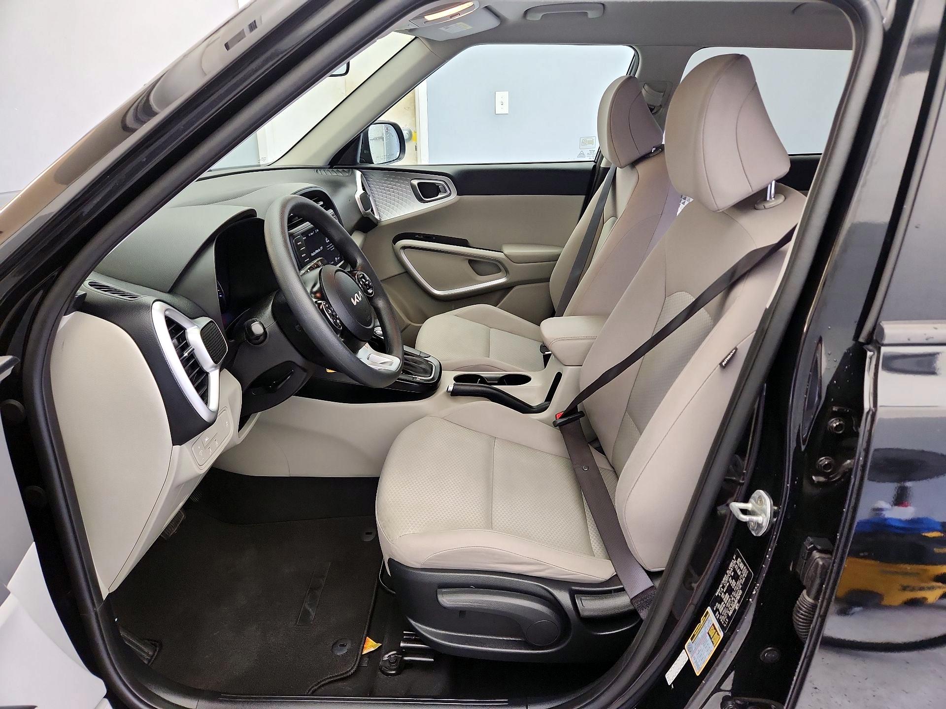 Thumbnail: 2022 Kia Soul - 11