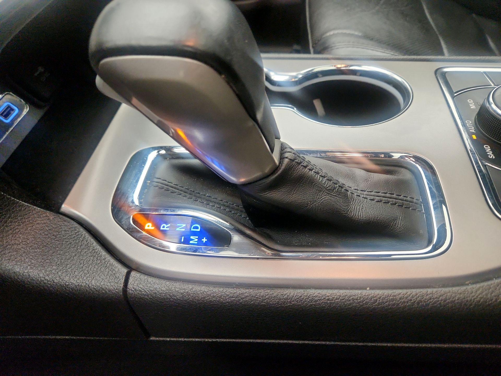 Thumbnail: 2020 Jeep Grand Cherokee - 18