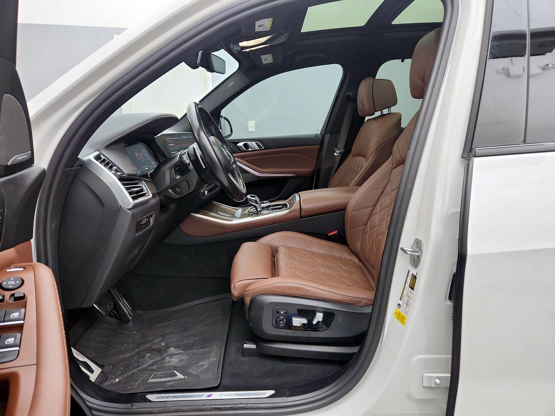 Thumbnail: 2023 BMW X5 - 11