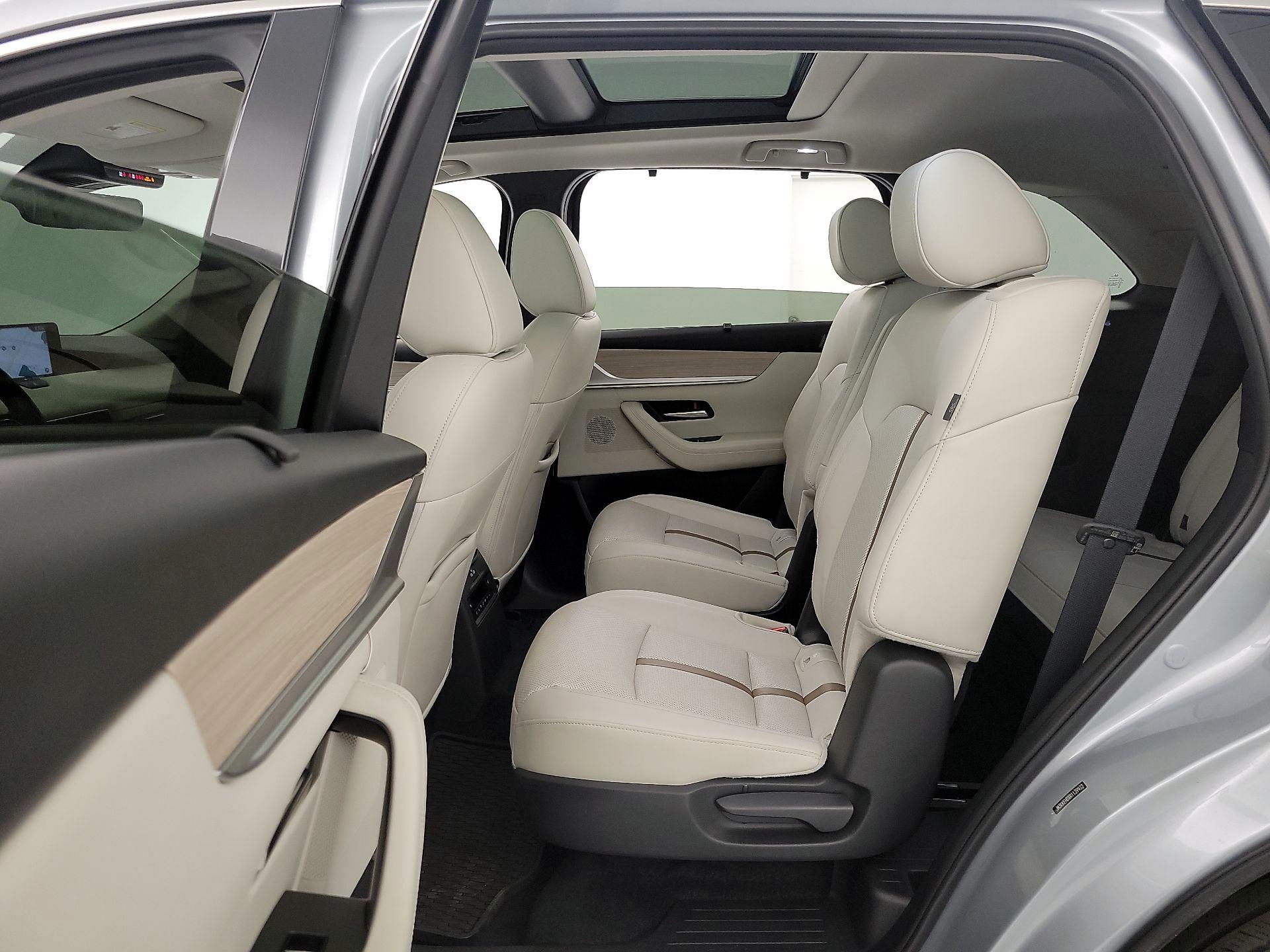 Thumbnail: 2024 Mazda CX-90 - 20