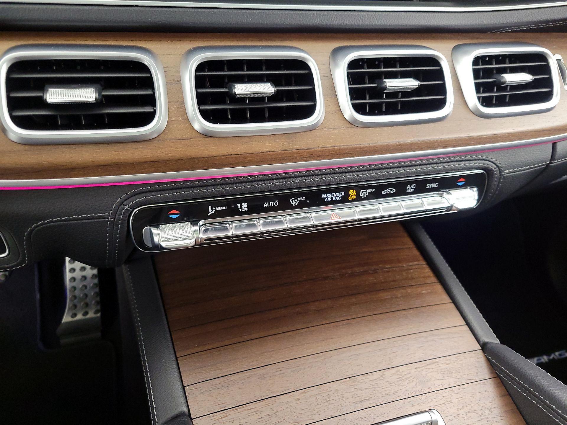 Thumbnail: 2020 Mercedes-Benz GLE - 17