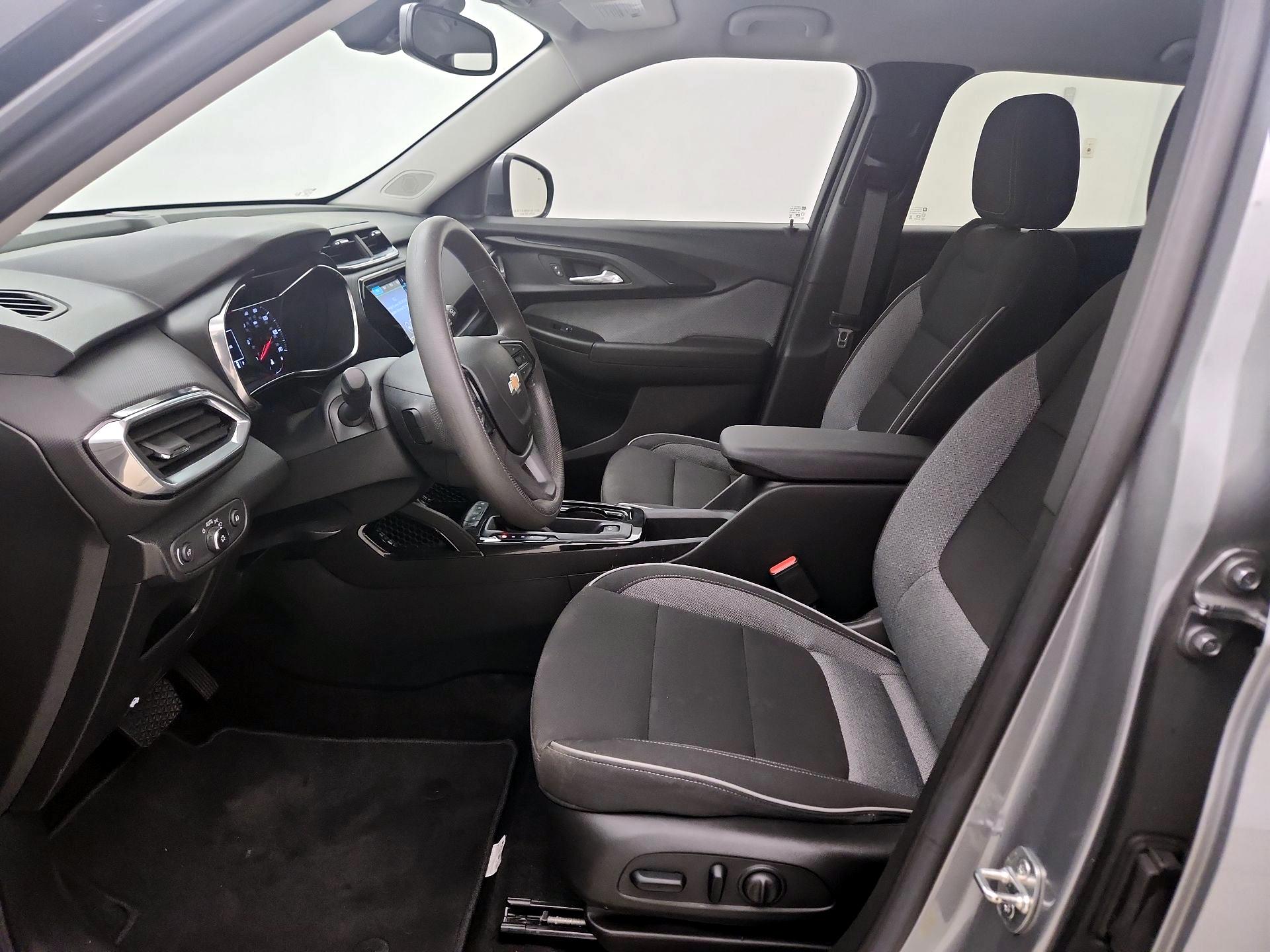 Thumbnail: 2023 Chevrolet TrailBlazer - 11