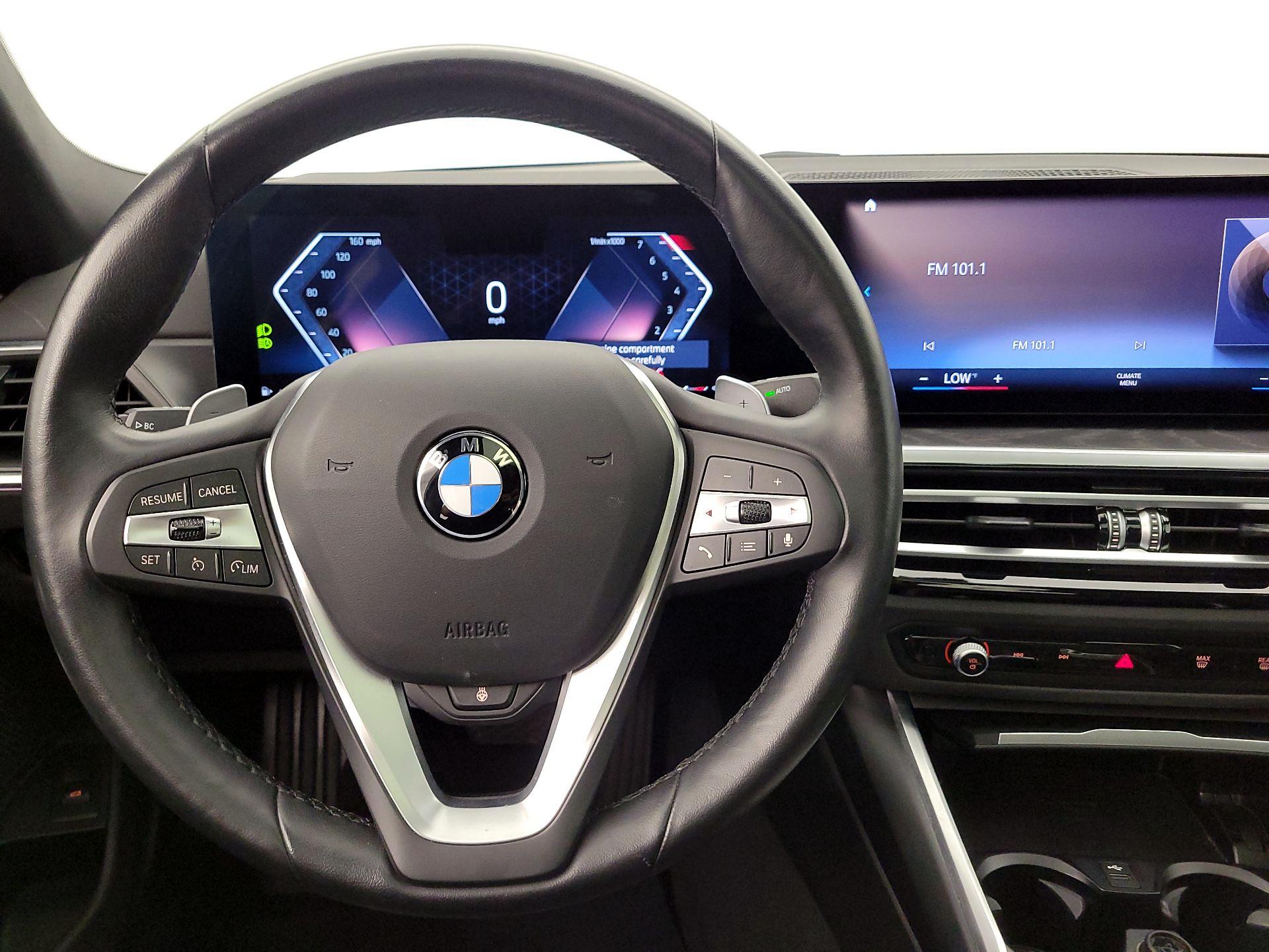 Thumbnail: 2024 BMW 3 Series - 10