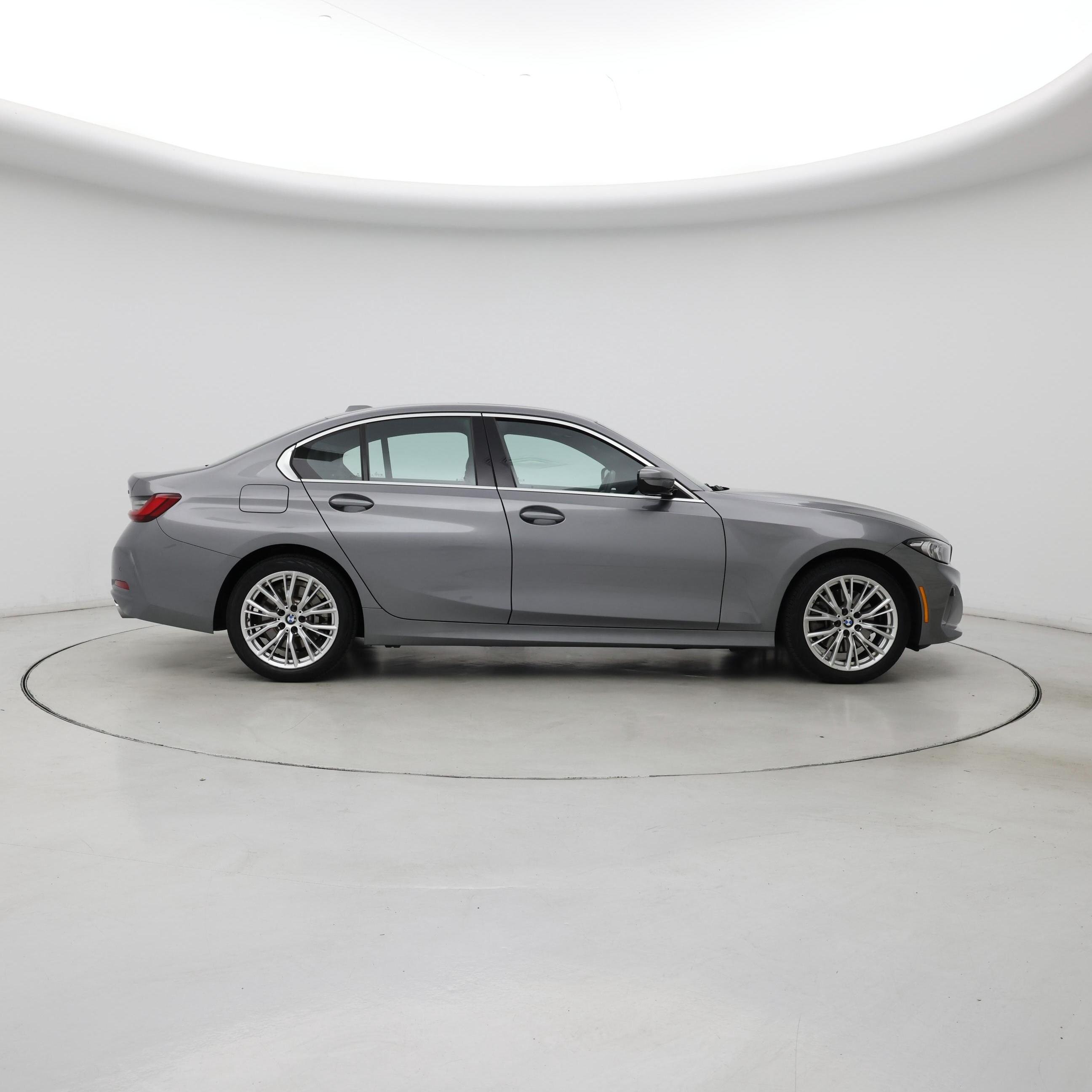 Thumbnail: 2024 BMW 3 Series - 7