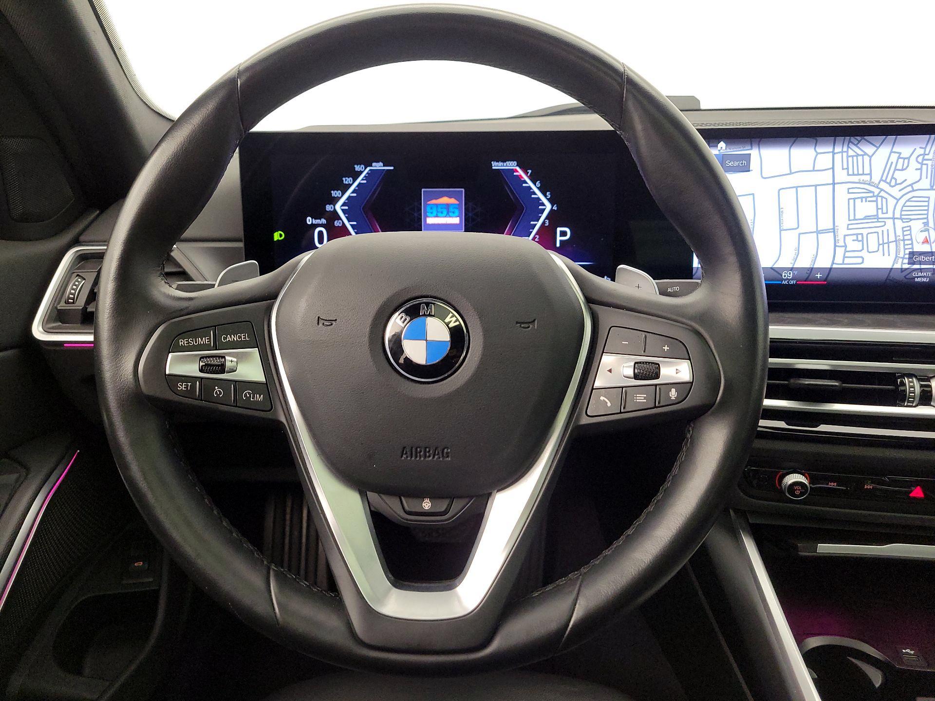 Thumbnail: 2024 BMW 3 Series - 10