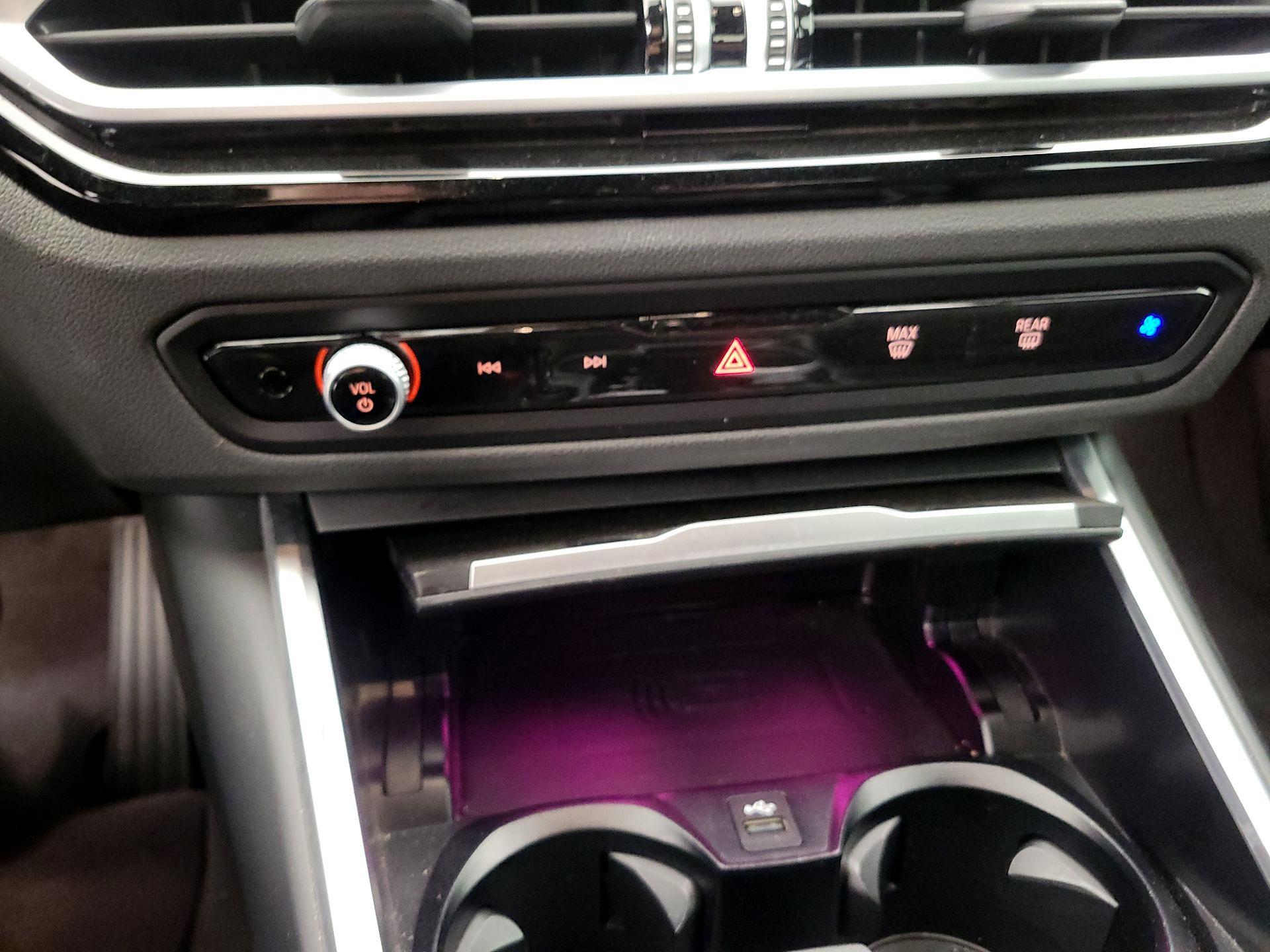 Thumbnail: 2024 BMW 3 Series - 17