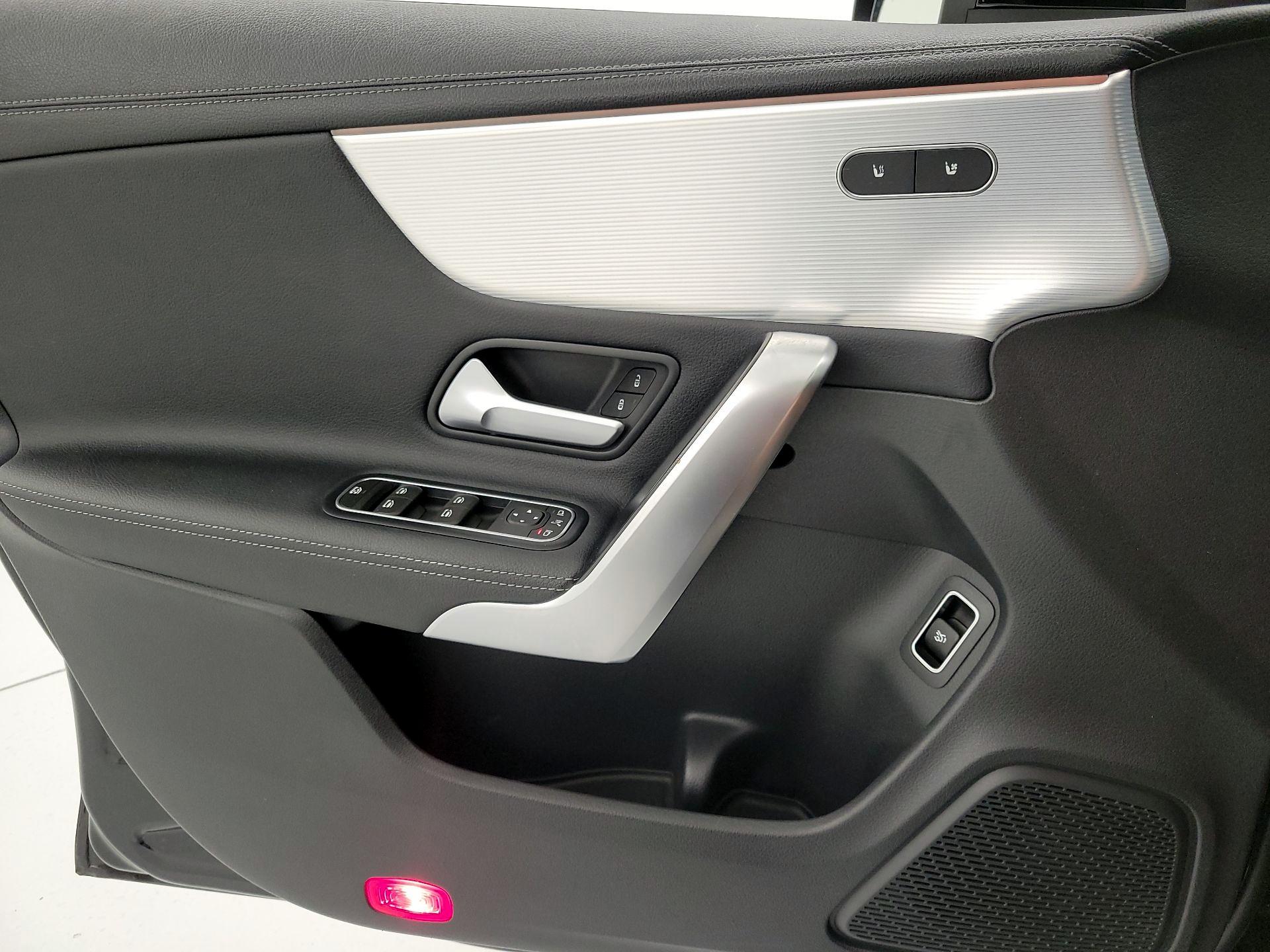 Thumbnail: 2022 Mercedes-Benz CLA - 12