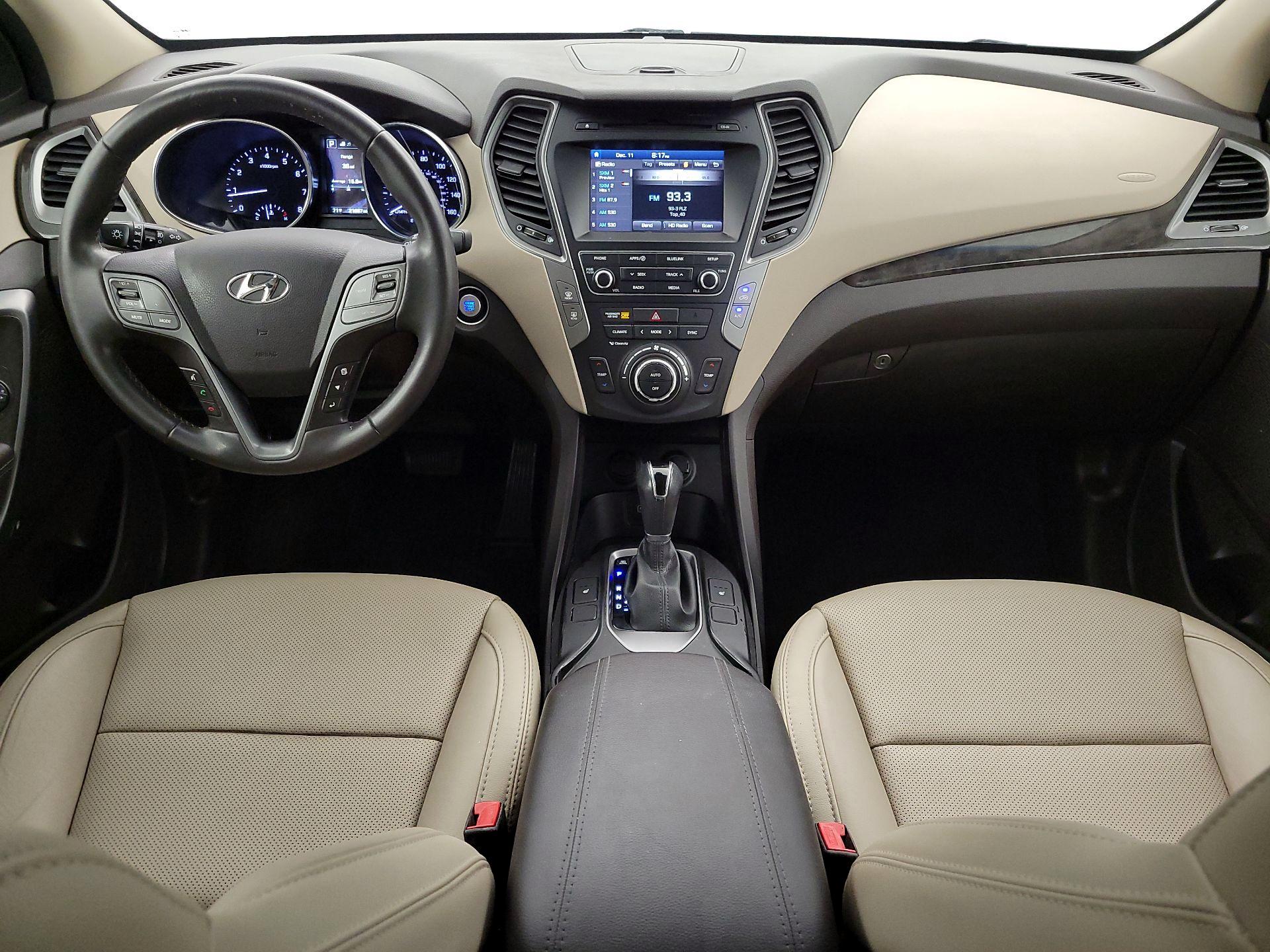 Thumbnail: 2017 Hyundai Santa Fe - 9