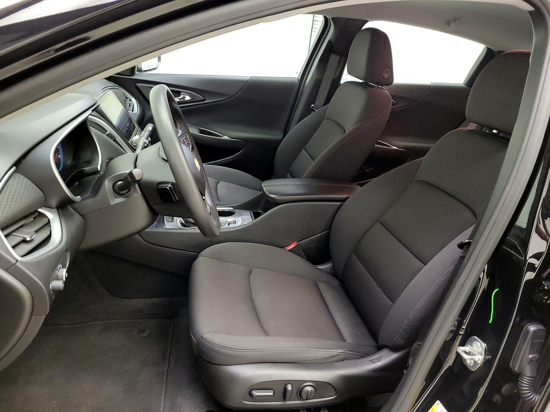 Thumbnail: 2023 Chevrolet Malibu - 11