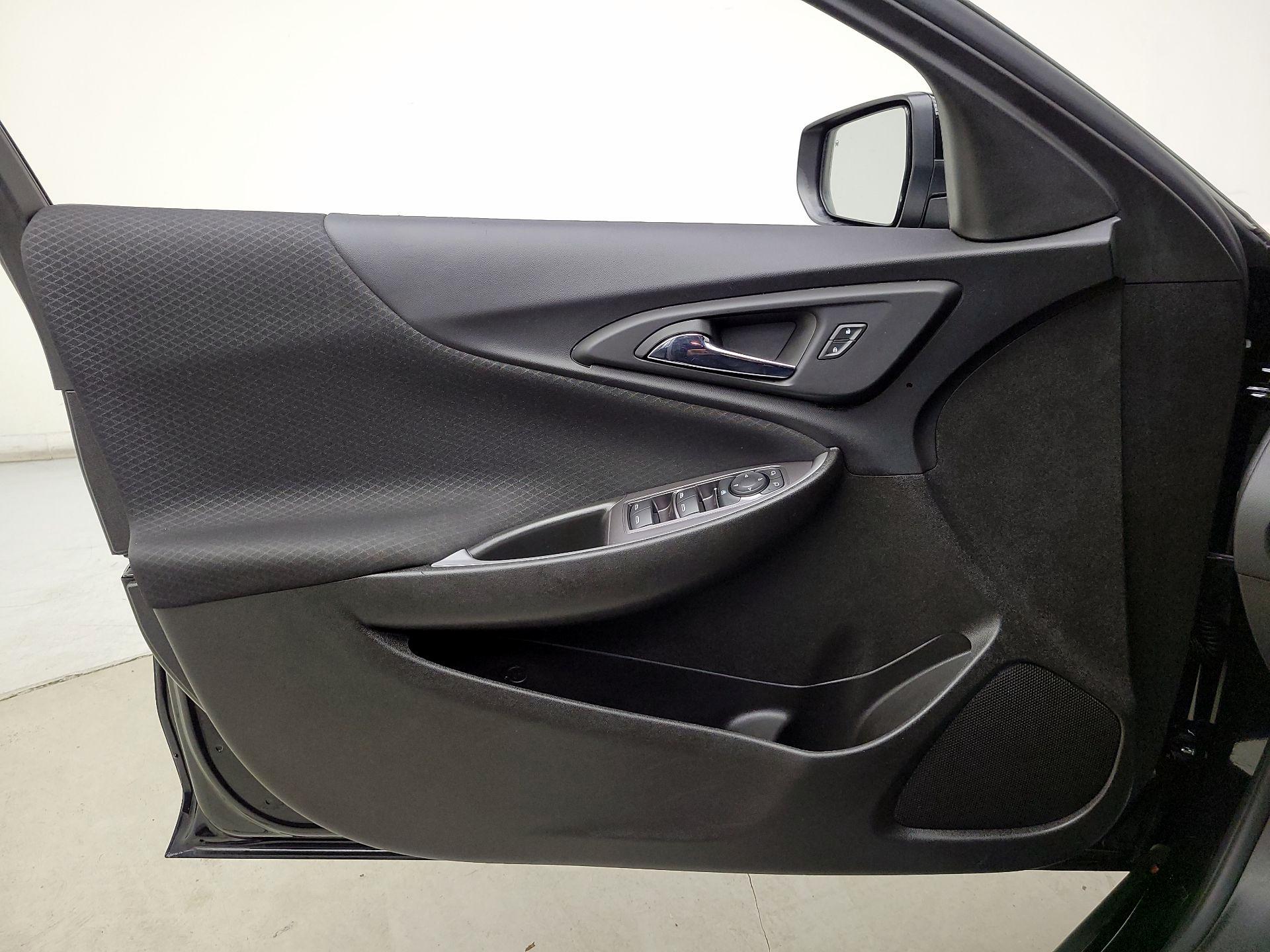 Thumbnail: 2023 Chevrolet Malibu - 12