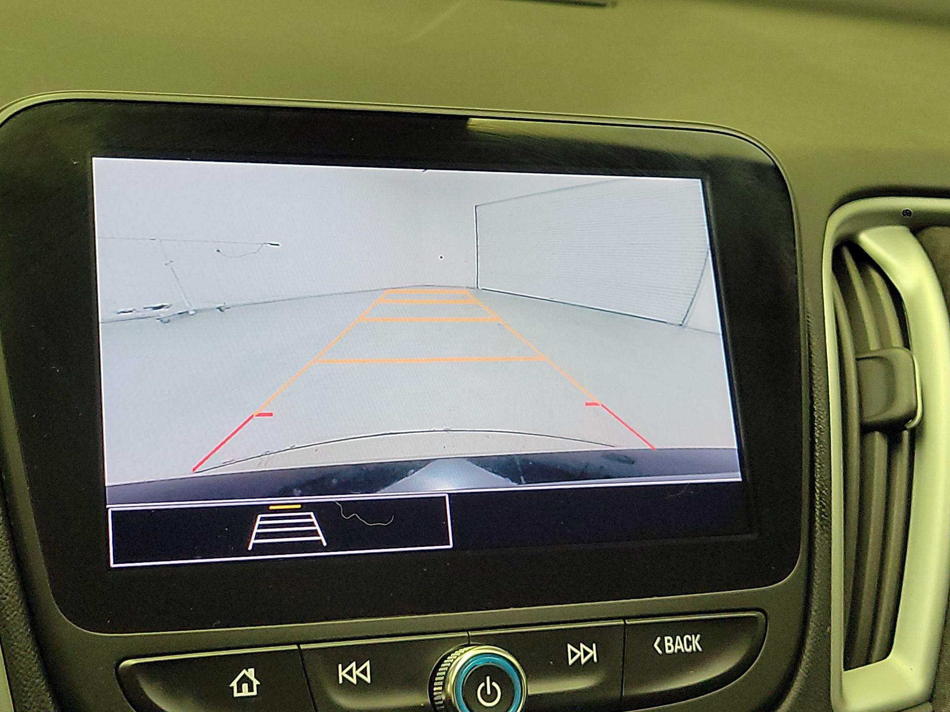 Thumbnail: 2023 Chevrolet Malibu - 14