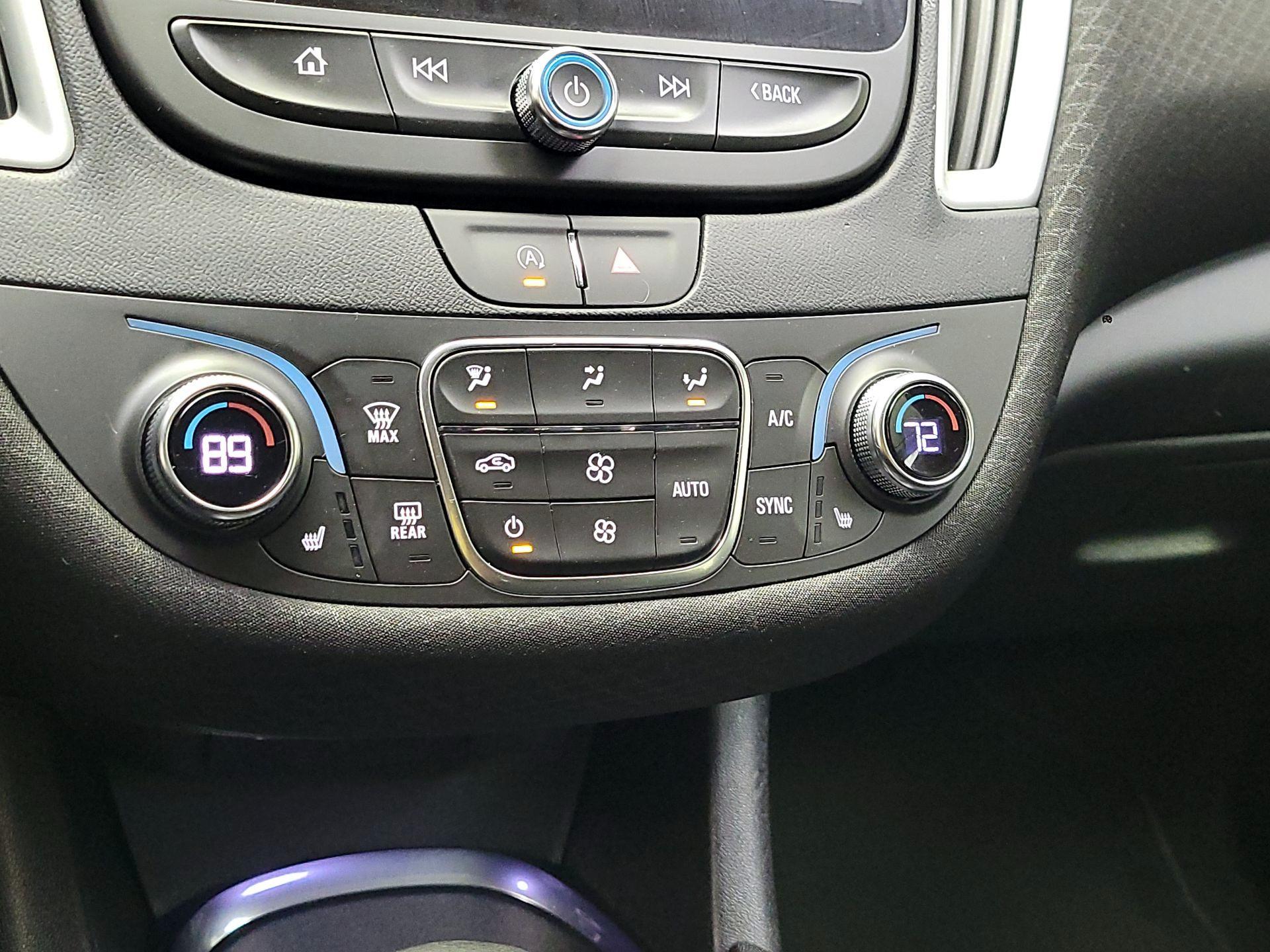 Thumbnail: 2023 Chevrolet Malibu - 16