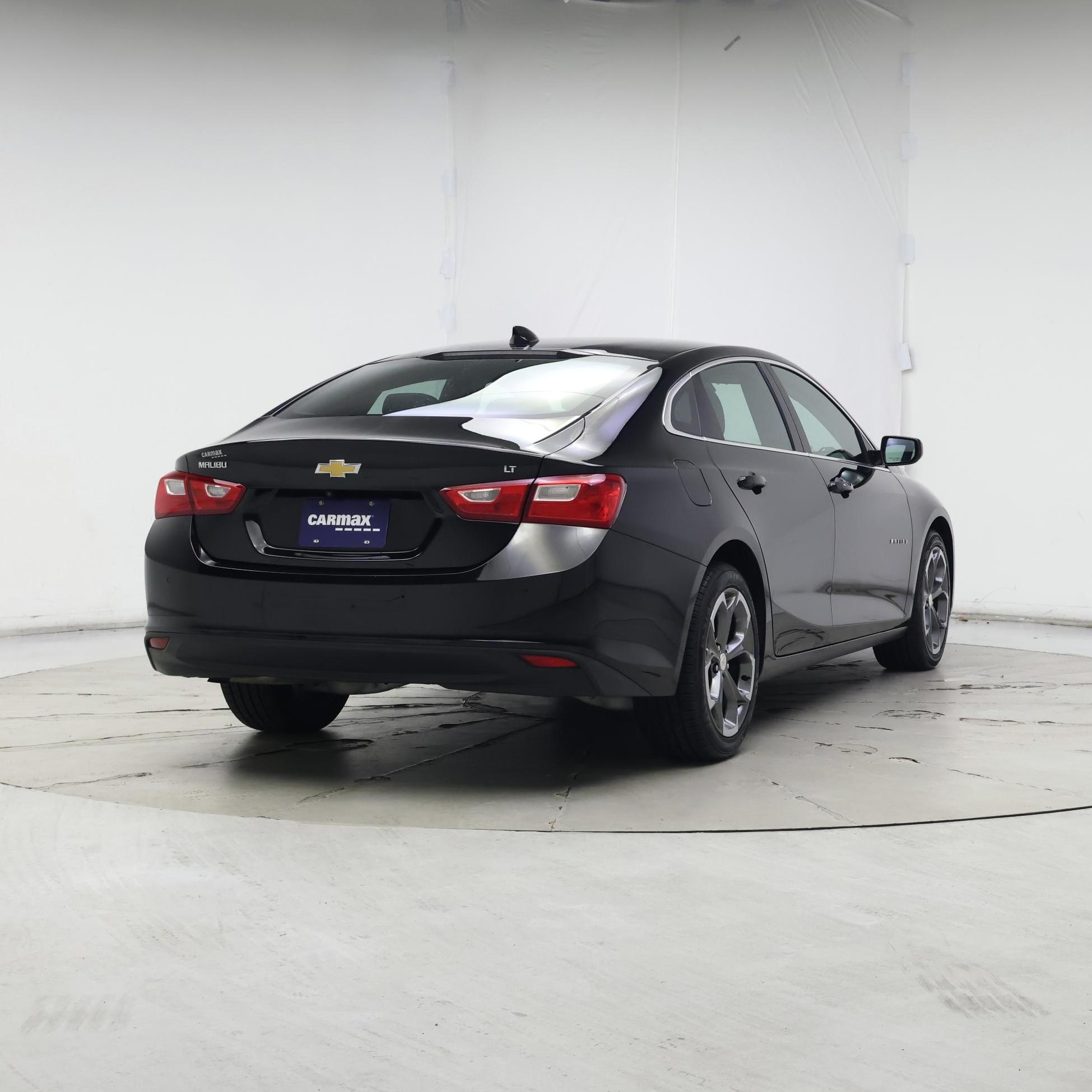 Thumbnail: 2023 Chevrolet Malibu - 8