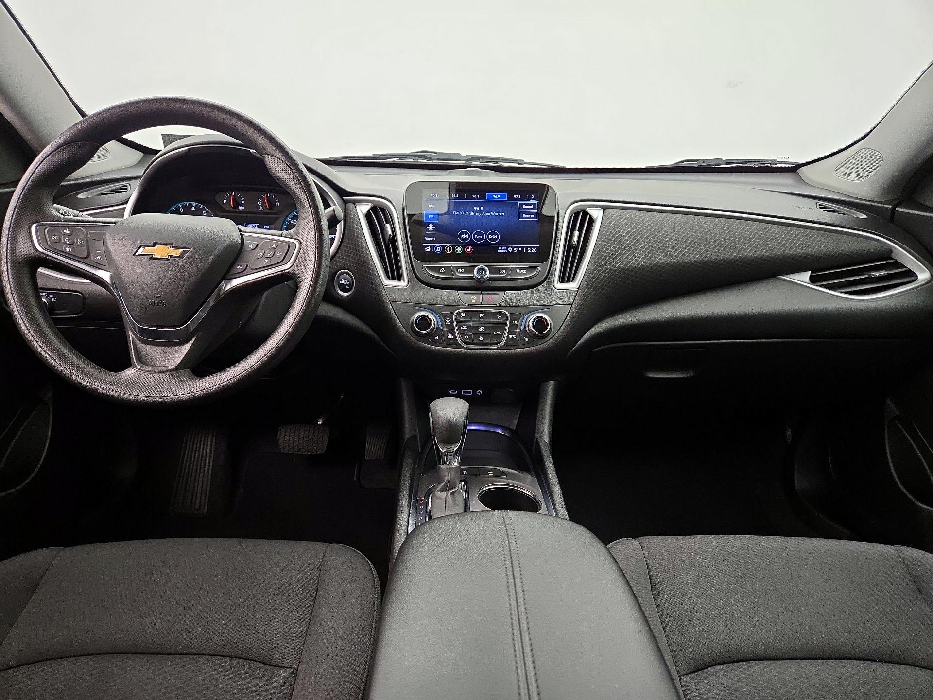 Thumbnail: 2024 Chevrolet Malibu - 9