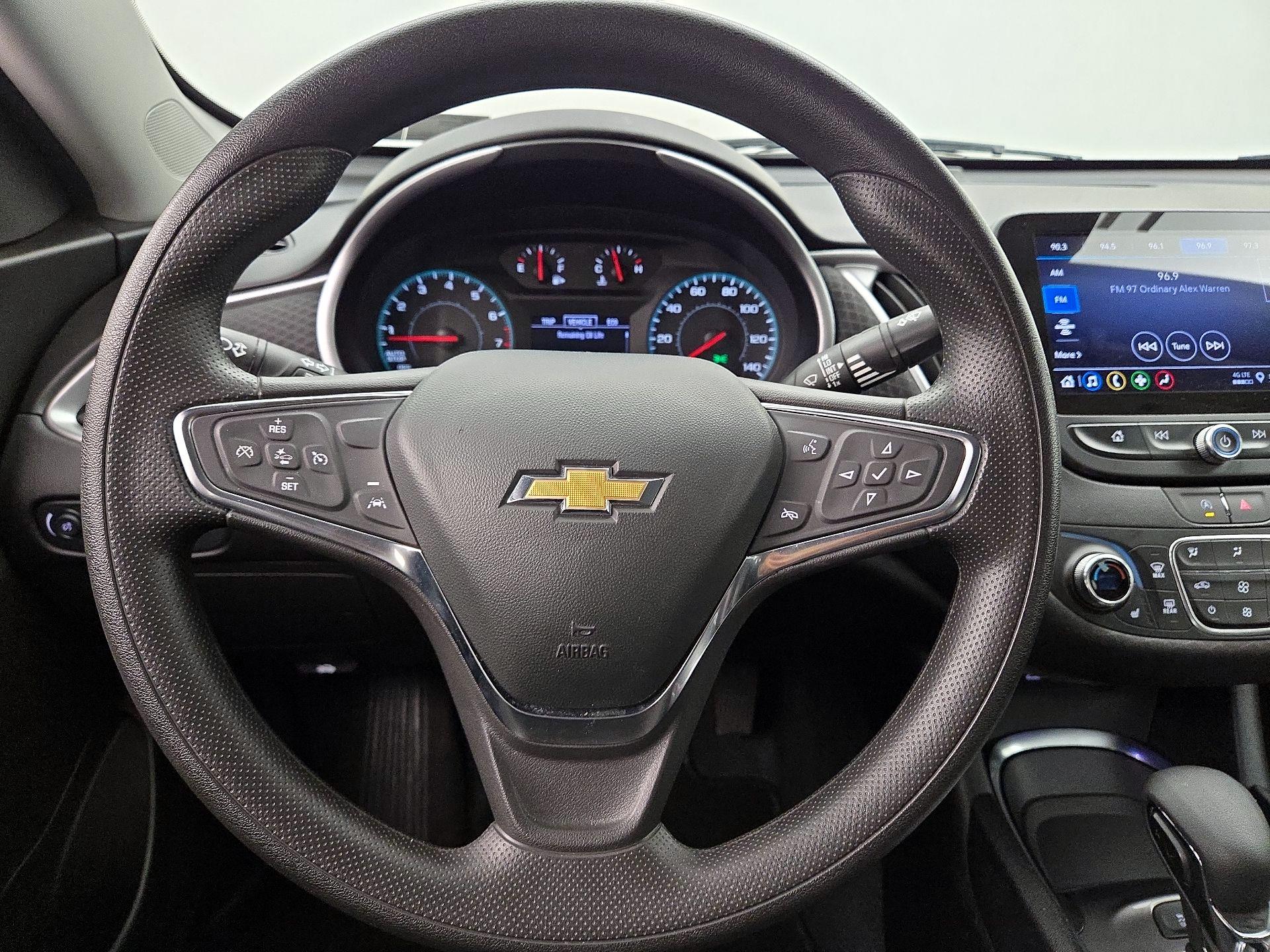 Thumbnail: 2024 Chevrolet Malibu - 10