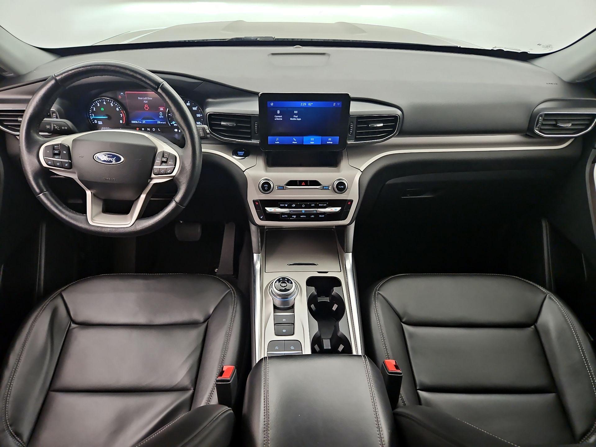 Thumbnail: 2023 Ford Explorer - 9