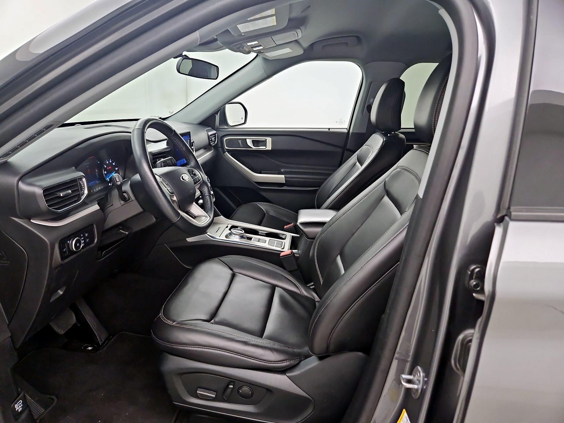 Thumbnail: 2023 Ford Explorer - 11