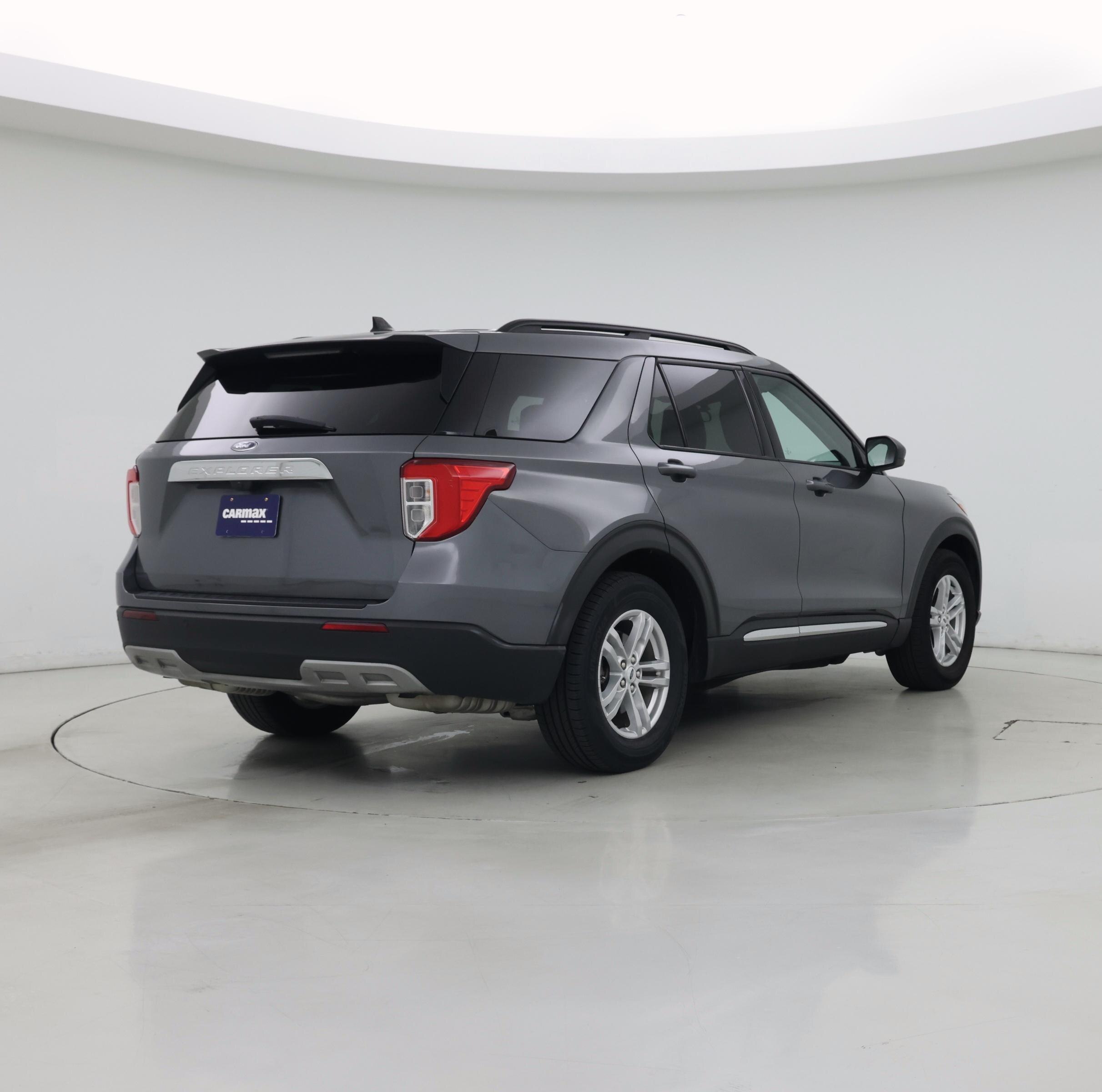 Thumbnail: 2023 Ford Explorer - 8