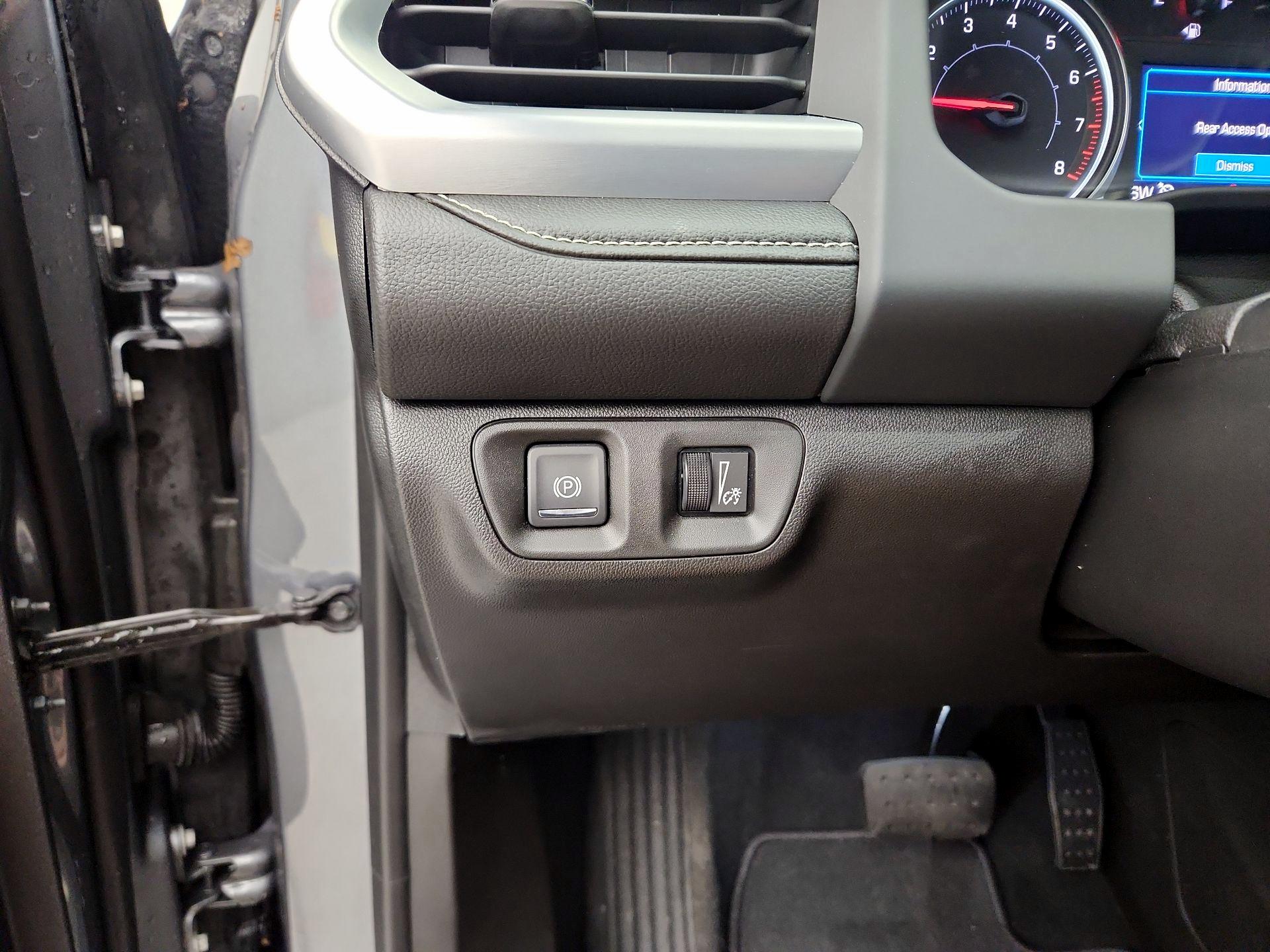 Thumbnail: 2022 GMC Acadia - 13