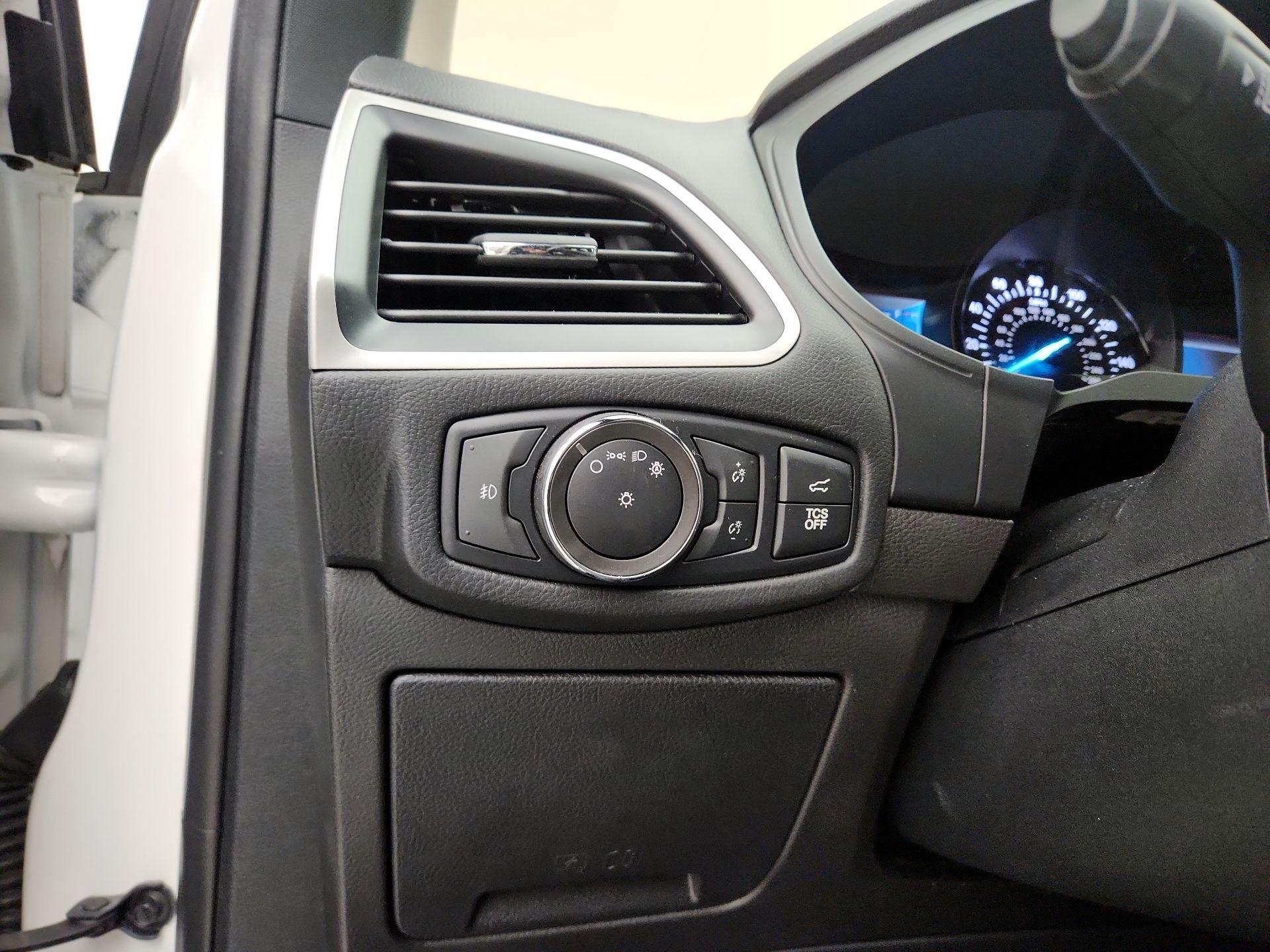 Thumbnail: 2022 Ford Edge - 13