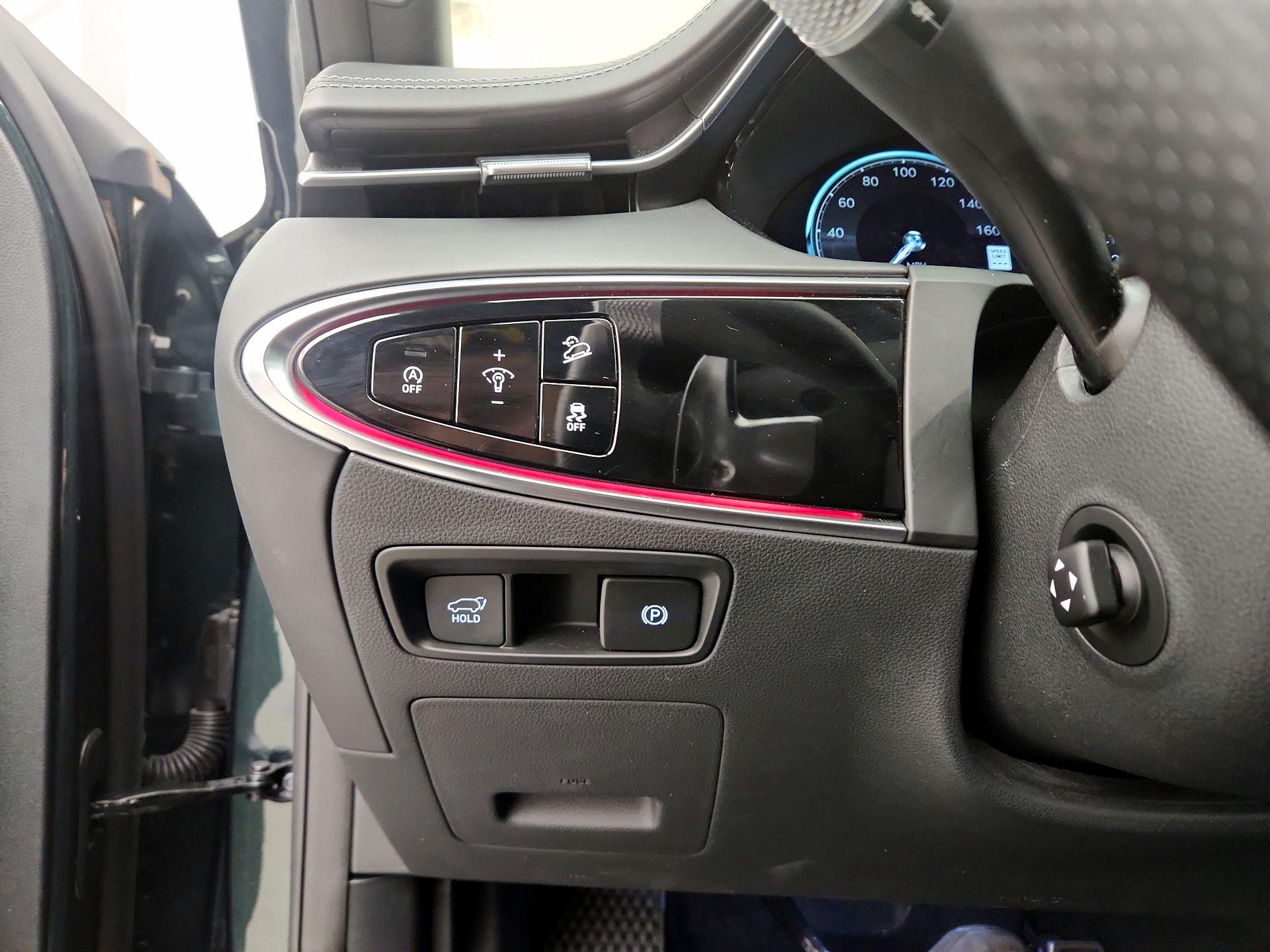 Thumbnail: 2023 Genesis GV70 - 13