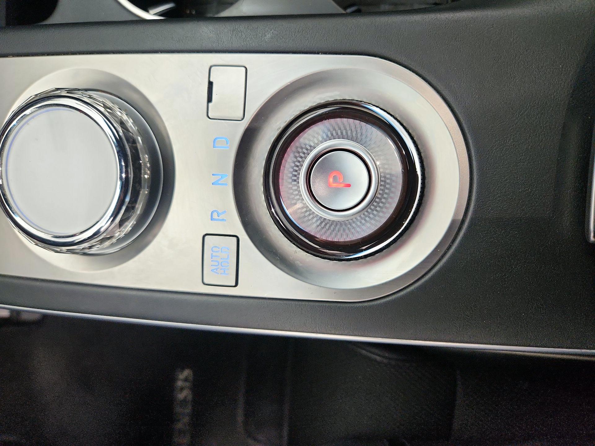 Thumbnail: 2023 Genesis GV70 - 18