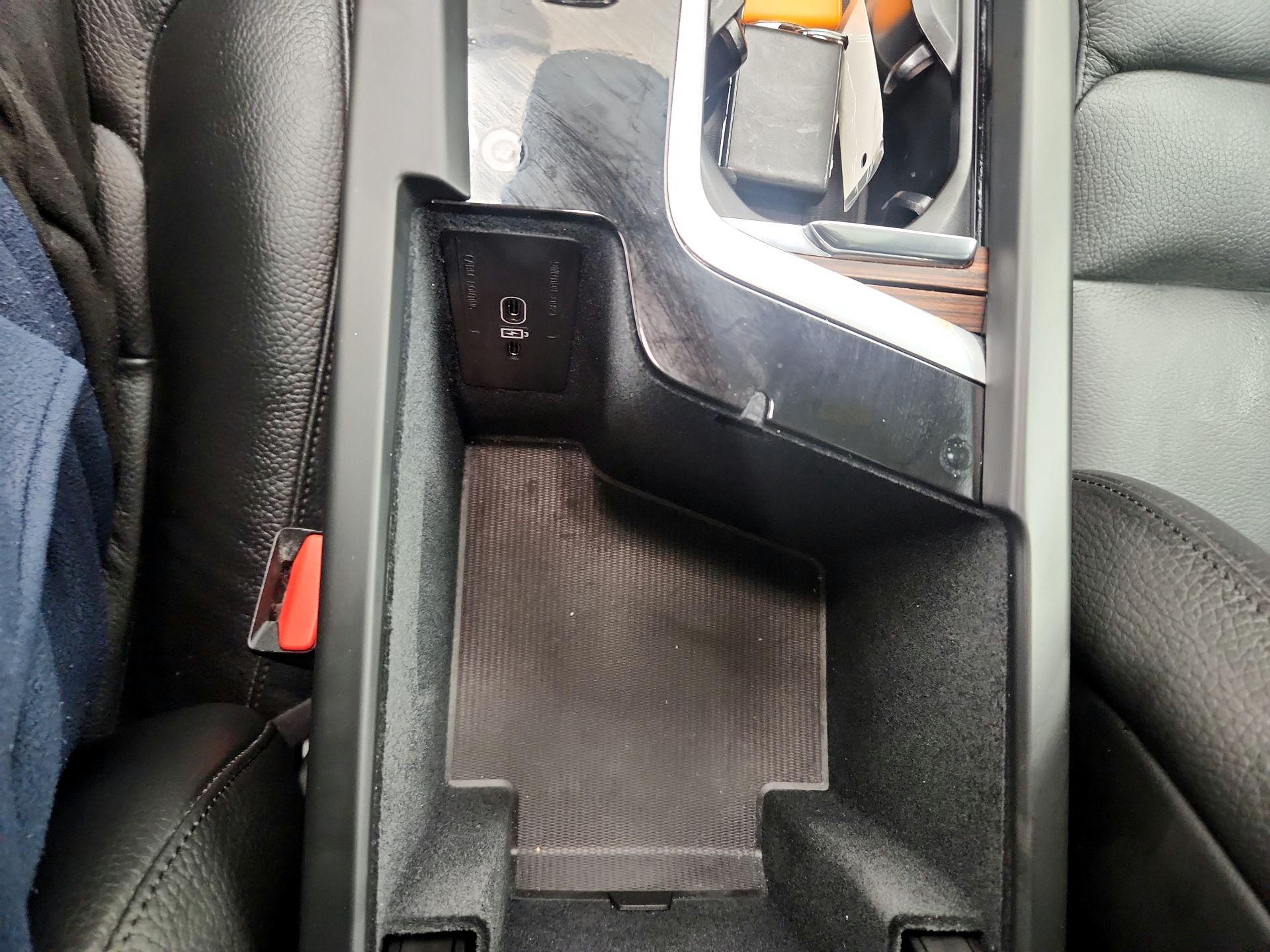 Thumbnail: 2024 Volvo XC60 - 18