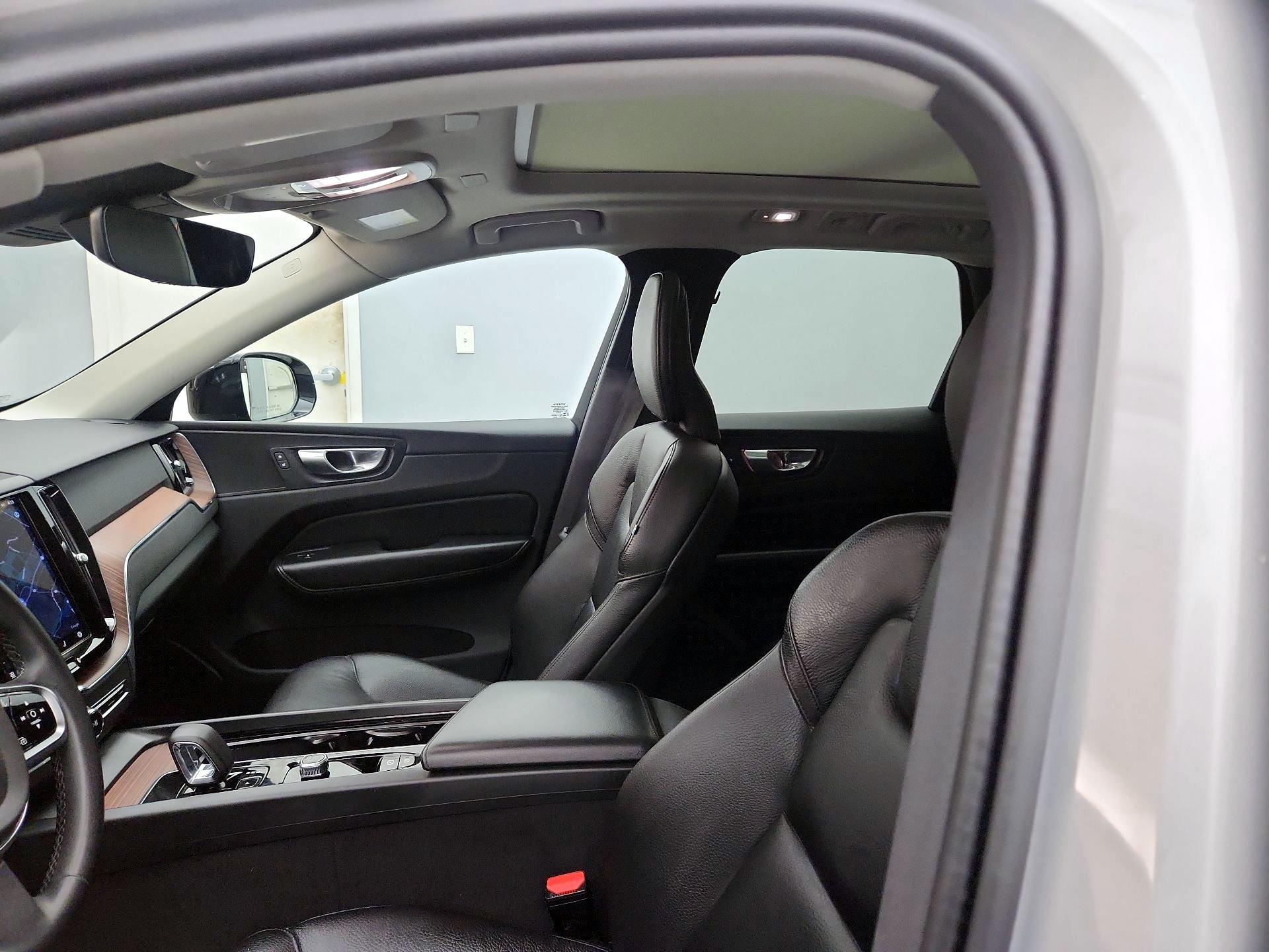 Thumbnail: 2024 Volvo XC60 - 19