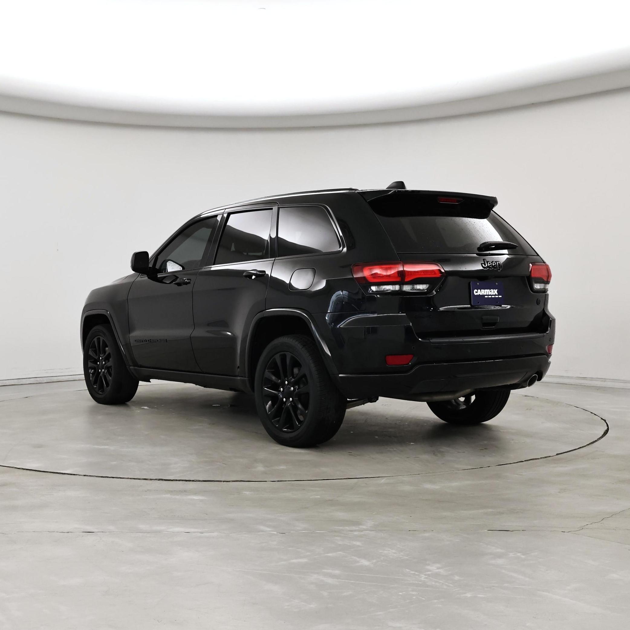 Thumbnail: 2020 Jeep Grand Cherokee - 2