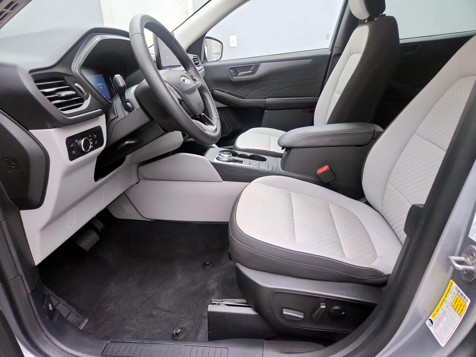 Thumbnail: 2023 Ford Escape - 11