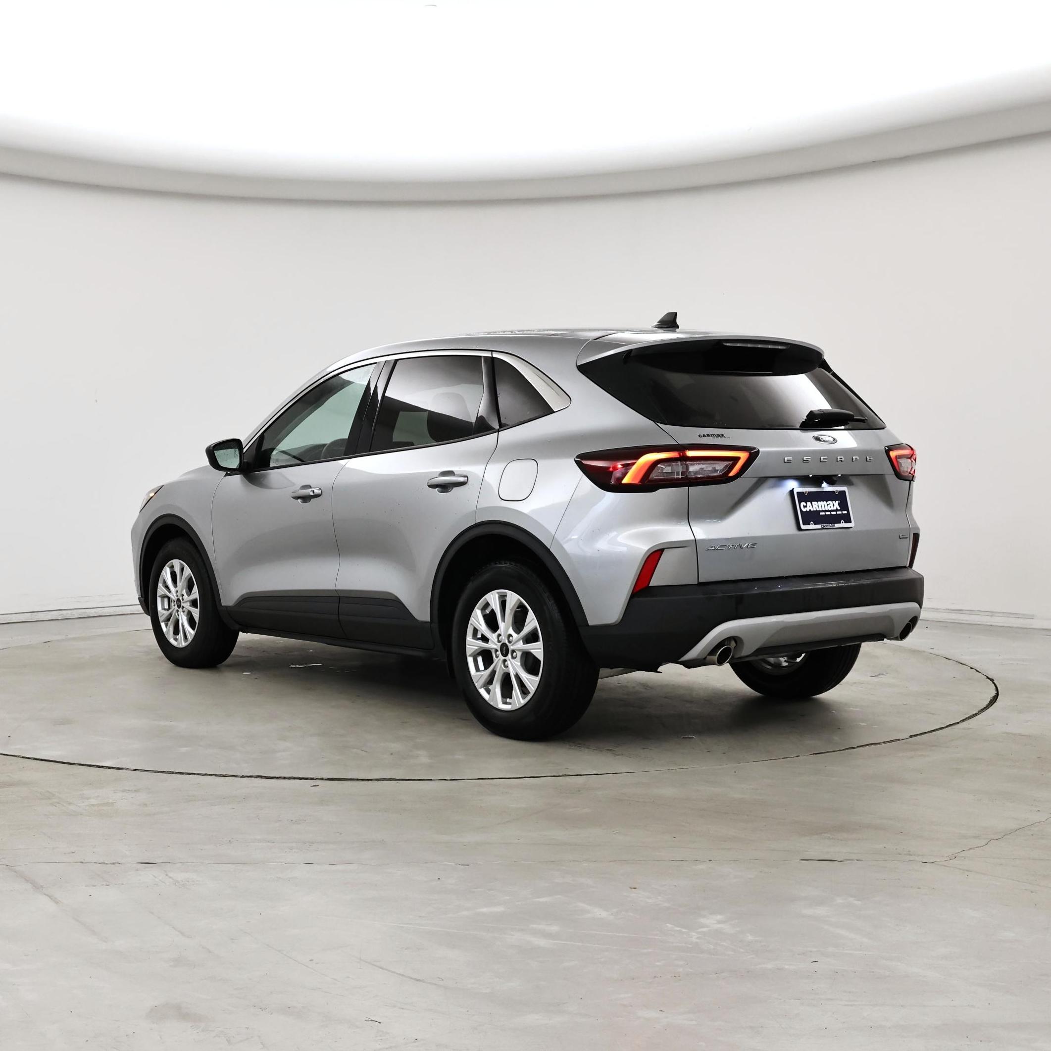 Thumbnail: 2023 Ford Escape - 2