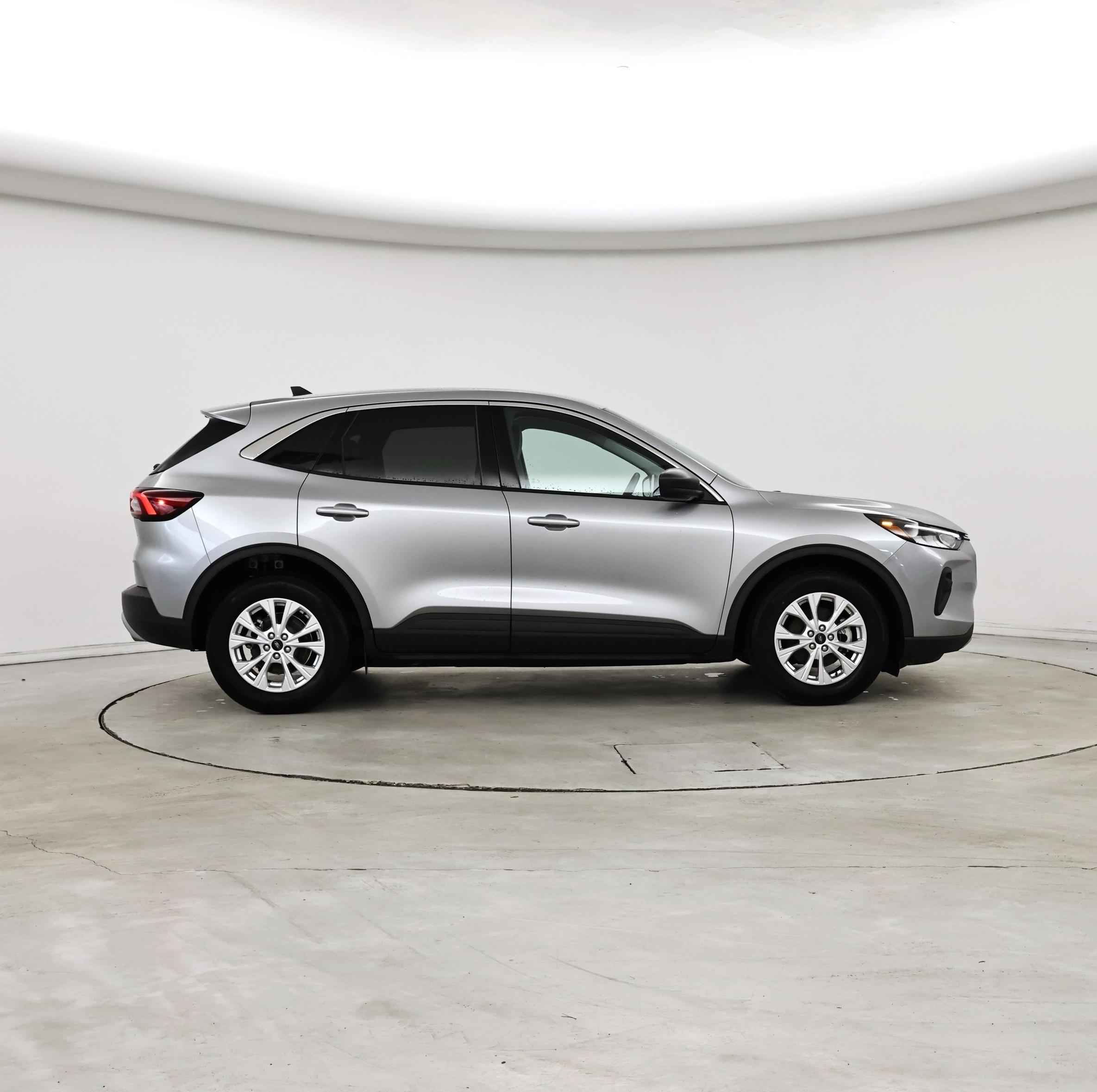 Thumbnail: 2023 Ford Escape - 7