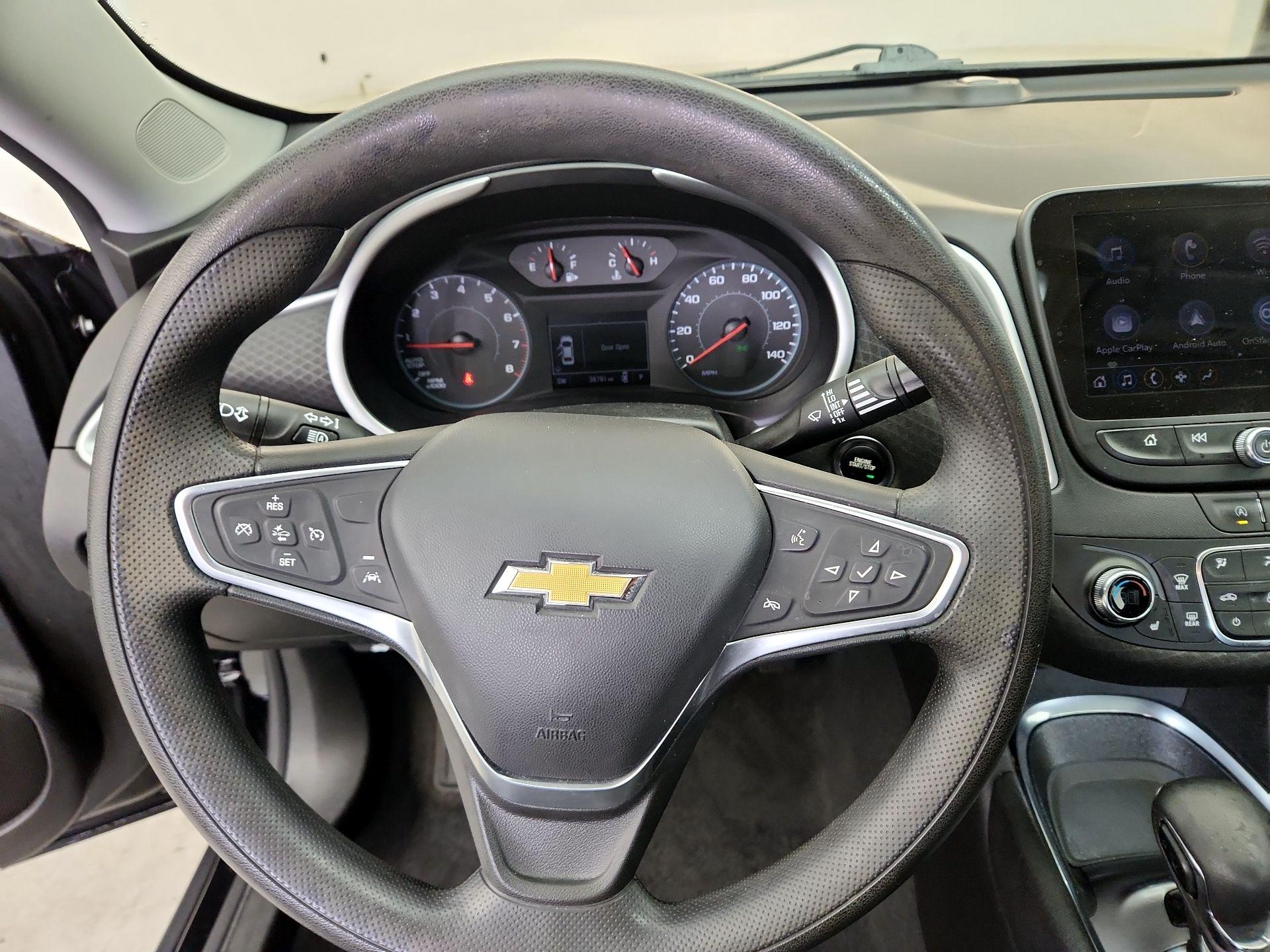 Thumbnail: 2023 Chevrolet Malibu - 10