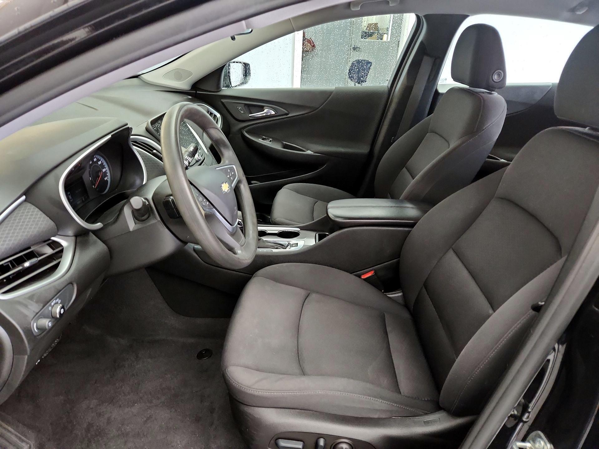 Thumbnail: 2023 Chevrolet Malibu - 11